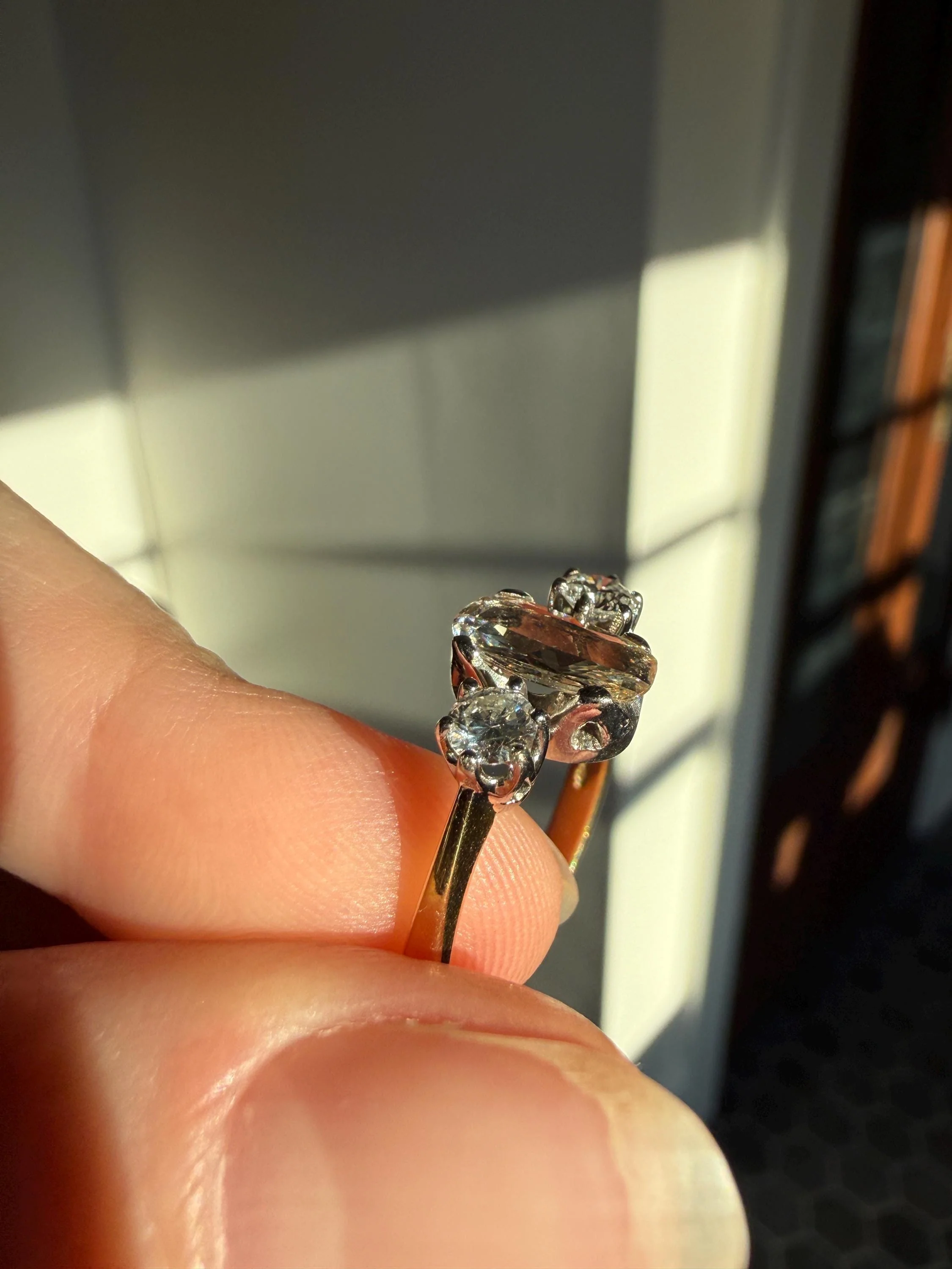 Unique Vintage Elongated Natural VS1 Portrait Rose Cut Three Stone DIAMOND Ring 18k Gold Solid Cushion Oval Stacker Band - Image 10
