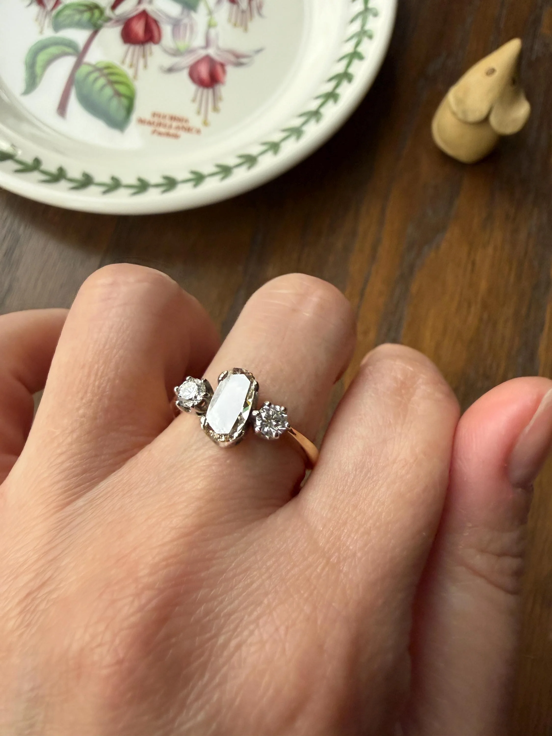 Unique Vintage Elongated Natural VS1 Portrait Rose Cut Three Stone DIAMOND Ring 18k Gold Solid Cushion Oval Stacker Band - Image 11