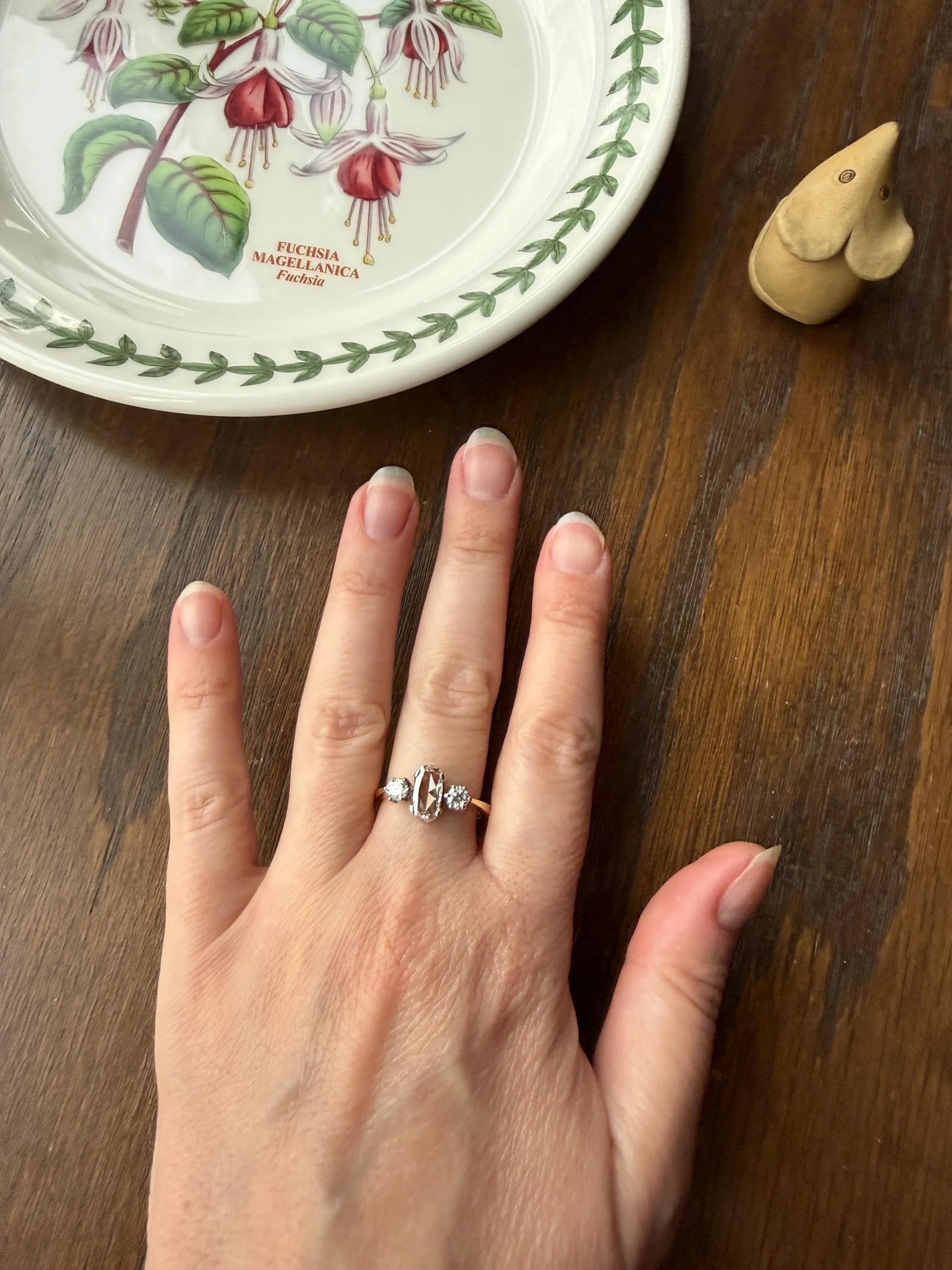 Unique Vintage Elongated Natural VS1 Portrait Rose Cut Three Stone DIAMOND Ring 18k Gold Solid Cushion Oval Stacker Band - Image 14