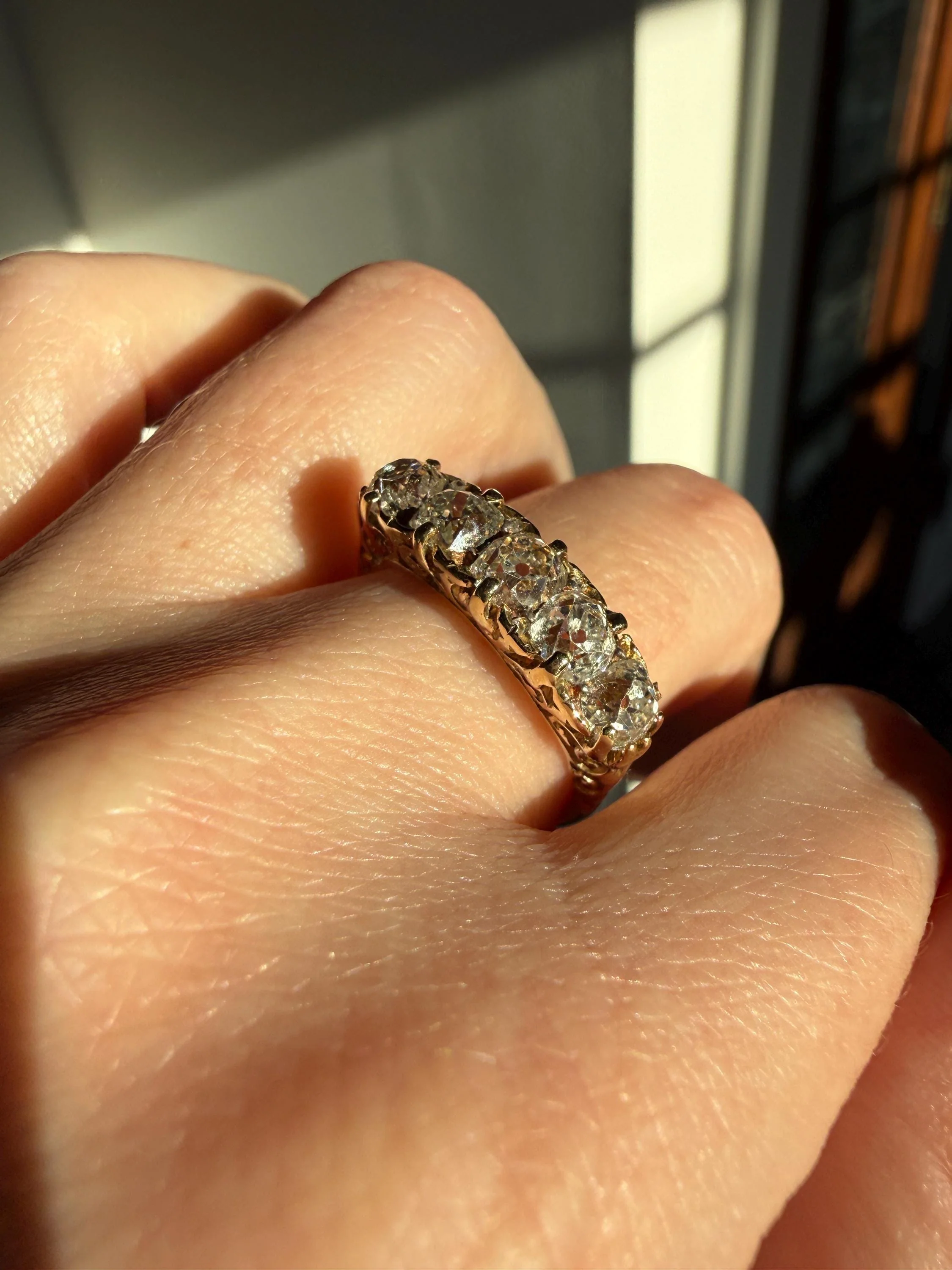 Victorian 2.25 Carats Antique Old Mine Cut Diamond Five Stone Ring 18k Gold Chunky Scrolled Ornate Band - Image 10