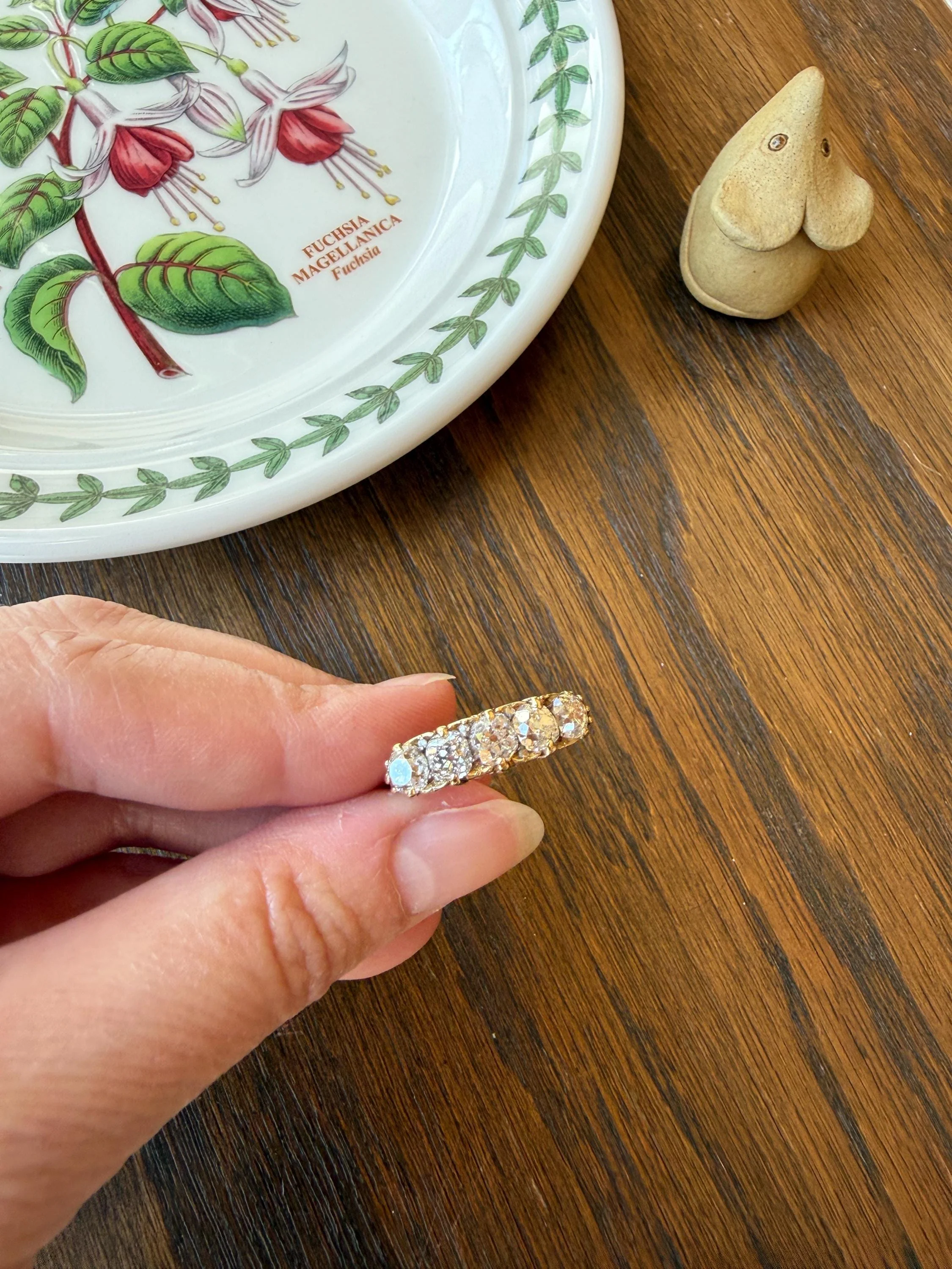 Victorian 2.25 Carats Antique Old Mine Cut Diamond Five Stone Ring 18k Gold Chunky Scrolled Ornate Band - Image 15