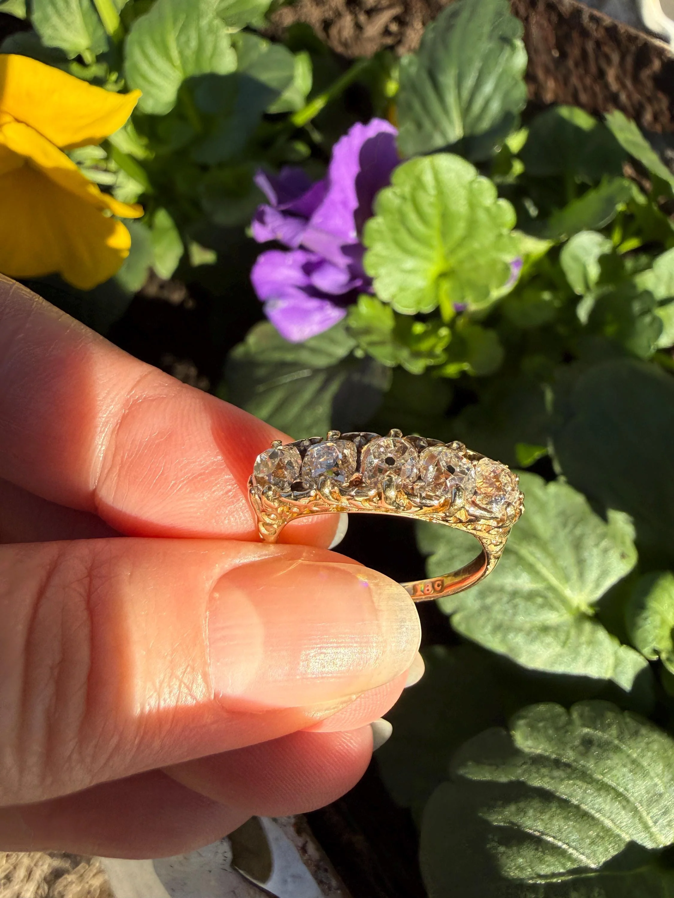 Victorian 2.25 Carats Antique Old Mine Cut Diamond Five Stone Ring 18k Gold Chunky Scrolled Ornate Band - Image 17