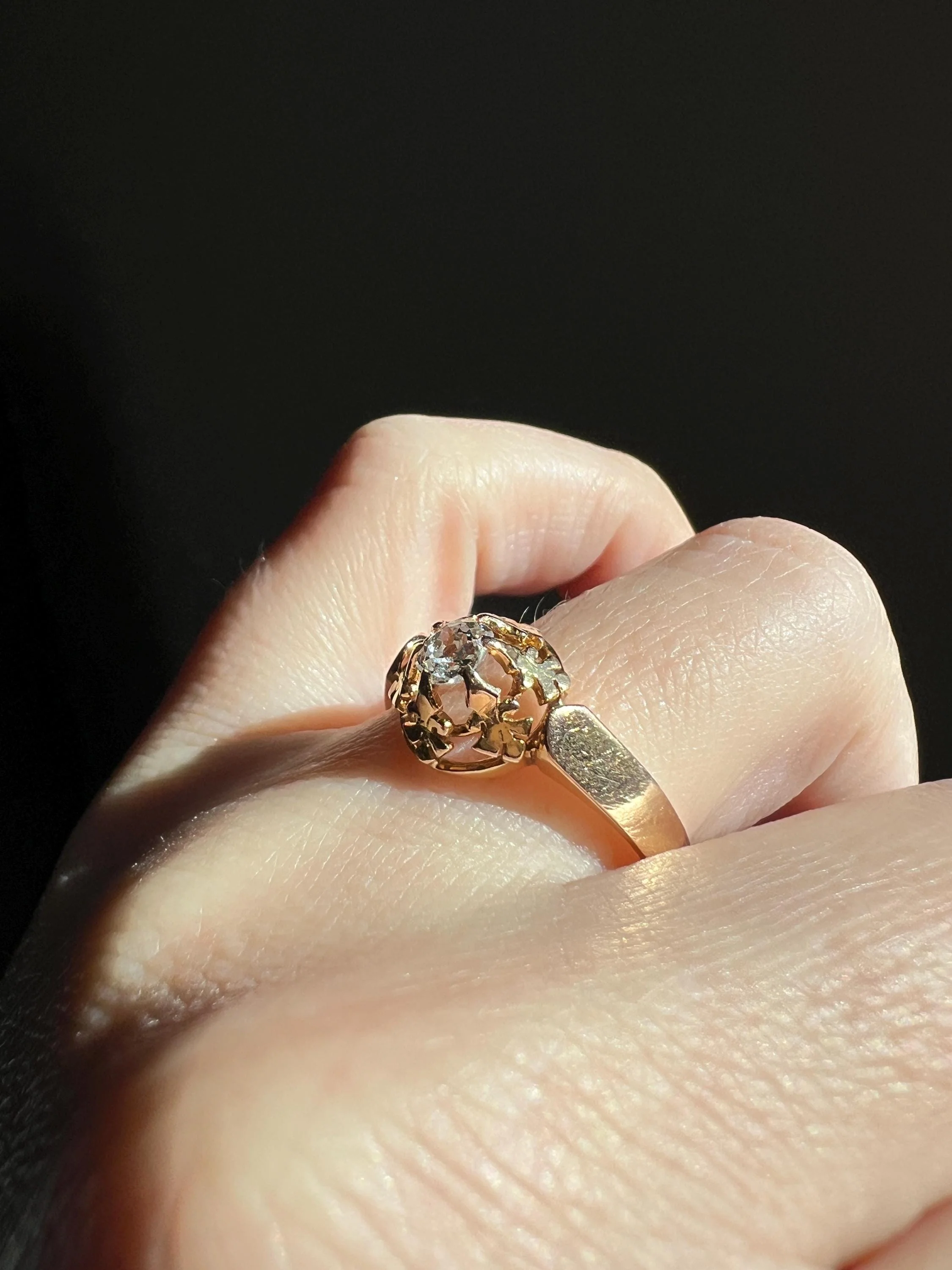 VICTORIAN Antique Old Mine Cut DIAMOND Engagement Ring 18k Rose Gold French Ornate Solitaire Fleur De Lis - Image 2