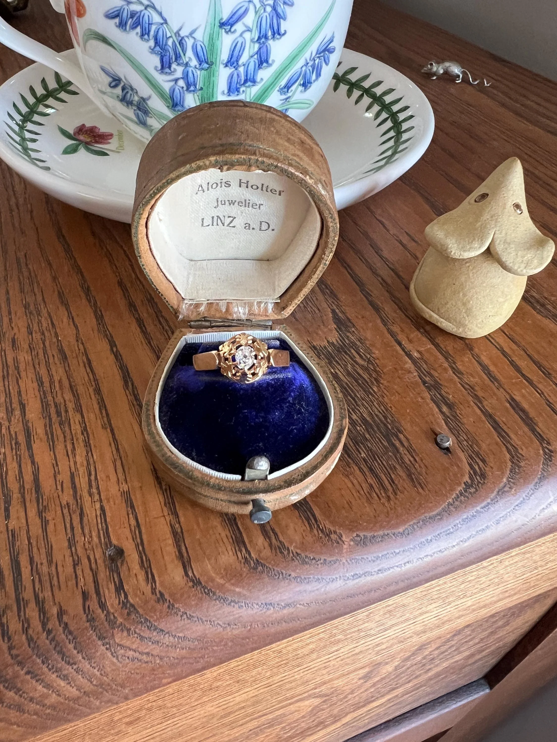 VICTORIAN Antique Old Mine Cut DIAMOND Engagement Ring 18k Rose Gold French Ornate Solitaire Fleur De Lis - Image 4