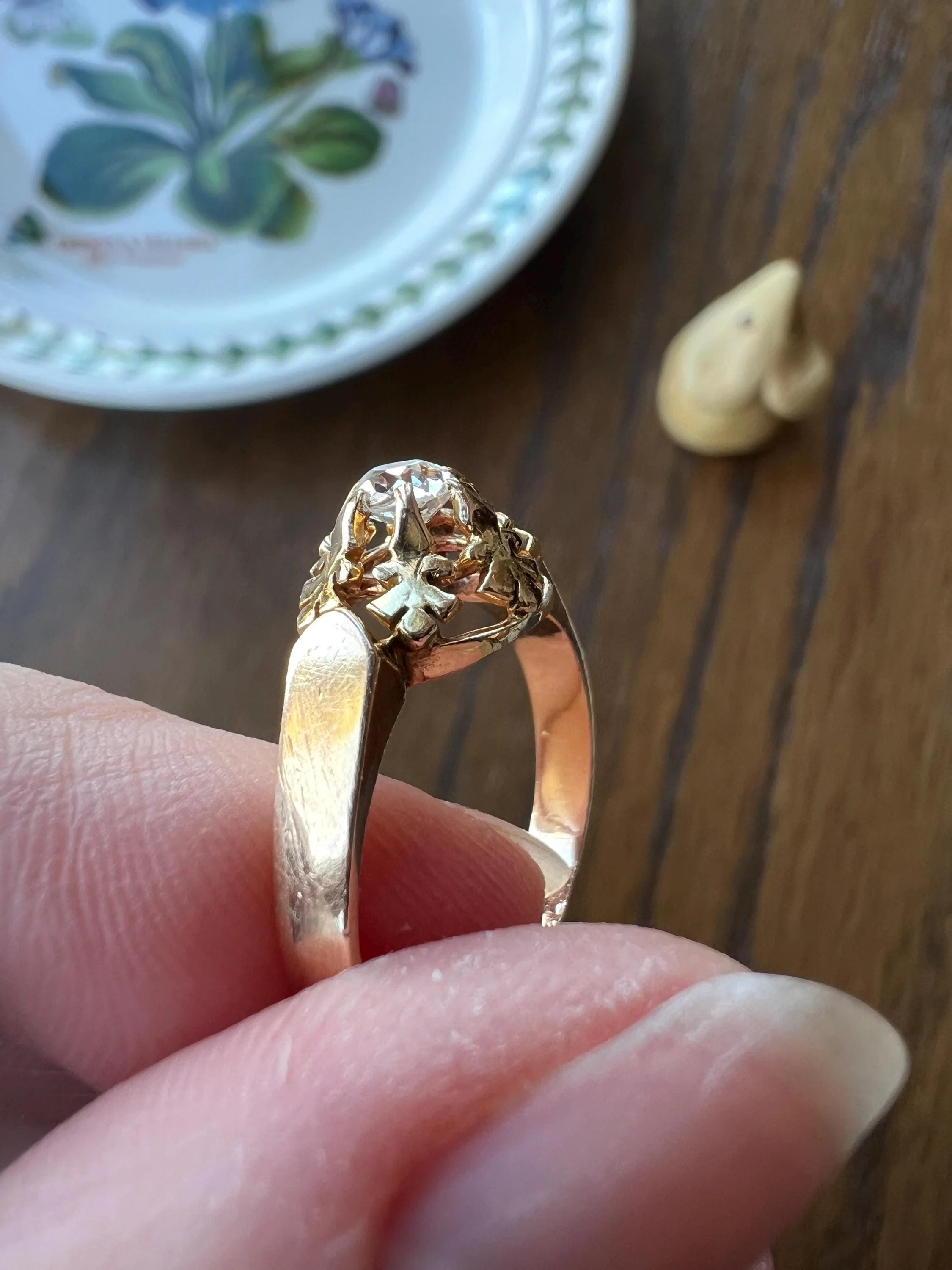 VICTORIAN Antique Old Mine Cut DIAMOND Engagement Ring 18k Rose Gold French Ornate Solitaire Fleur De Lis - Image 8
