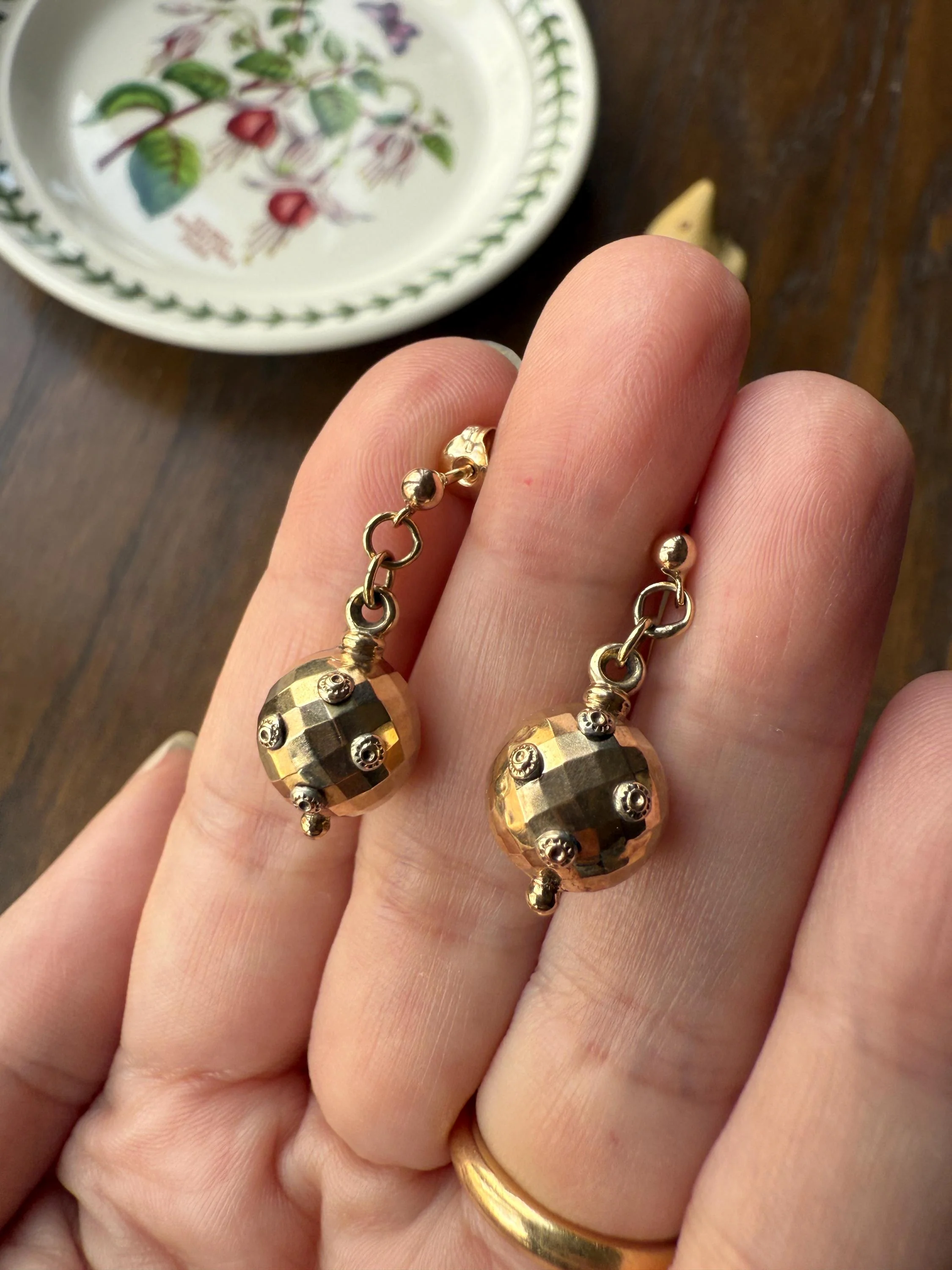 Victorian Faceted Sphere Circular 3D Victorian Spiked Dangle Earrings with Ball Rivet Sputnik Style but Antique 9k Gold Disco Ball Shimmer - Image 4