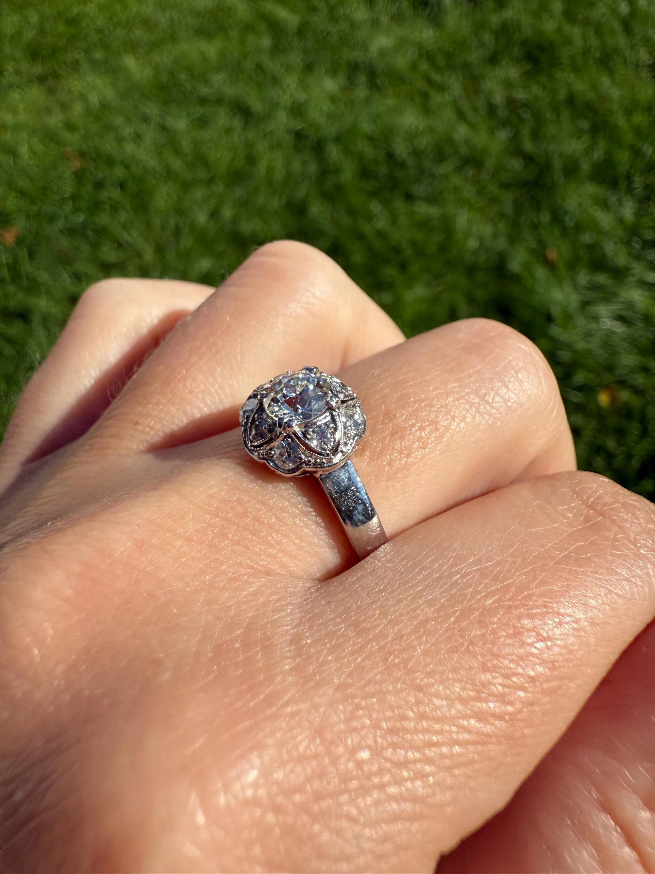 Vintage 1 Carat Tdw Antique Old European Cut Diamonds 18k White Gold Ring Scandinavian Domed Ornate Cluster Ring Art Deco Edwardian Style - Image 2