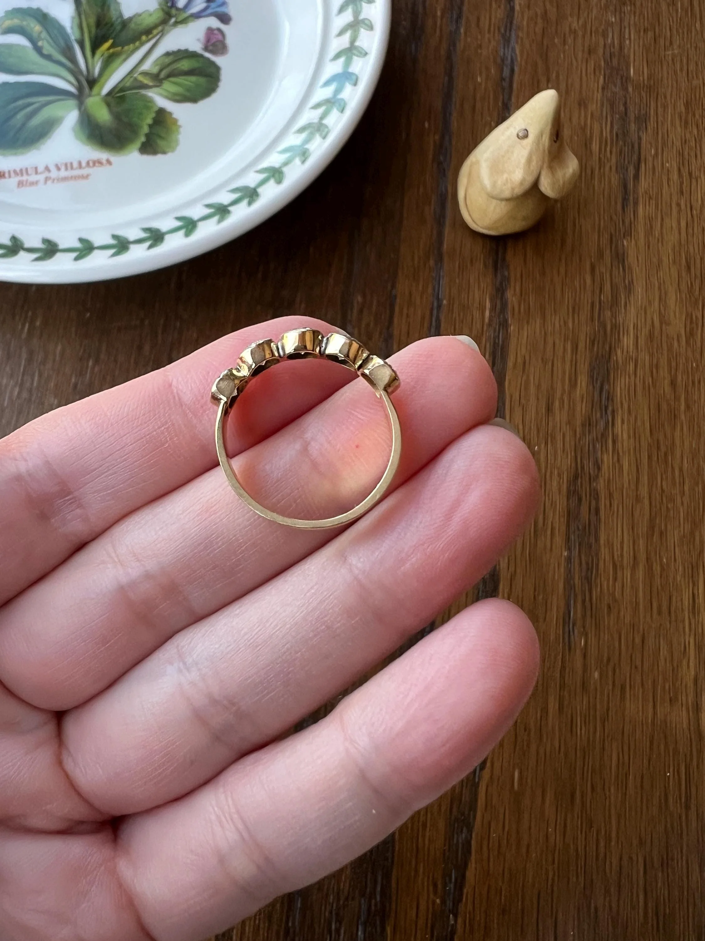 Vintage 1.35 Carat DIAMOND Uniform Five Stone Band Stacker Ring 18k Gold French Wedding Circular Bezel Set Half Hoop - Image 10