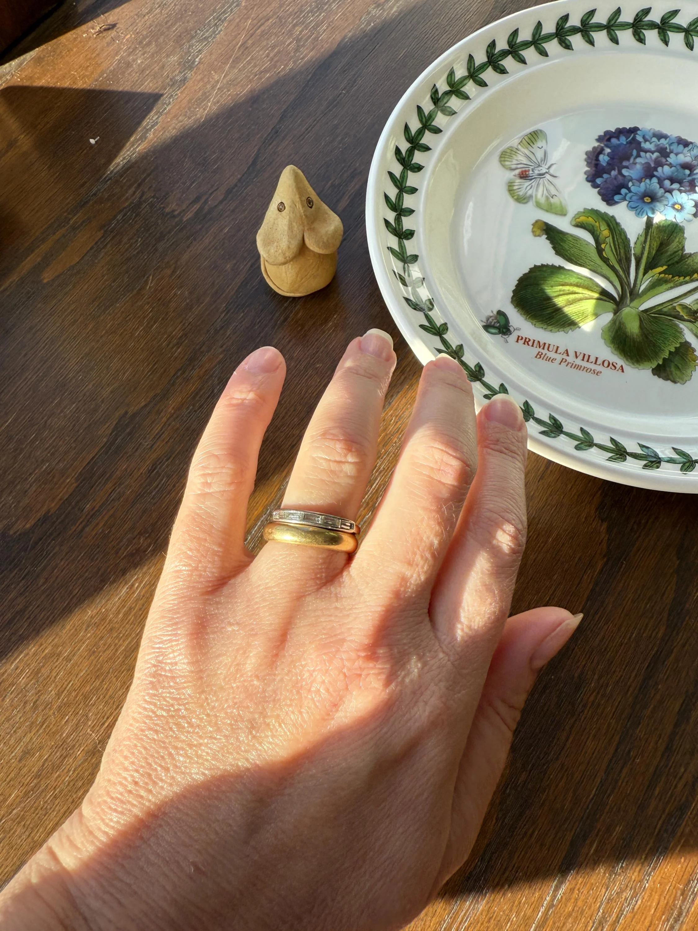 Vintage 18k White Gold Solid Eye Clean East West Five Stone Baguette Diamond Ring Skinny Stacker Band - Image 18