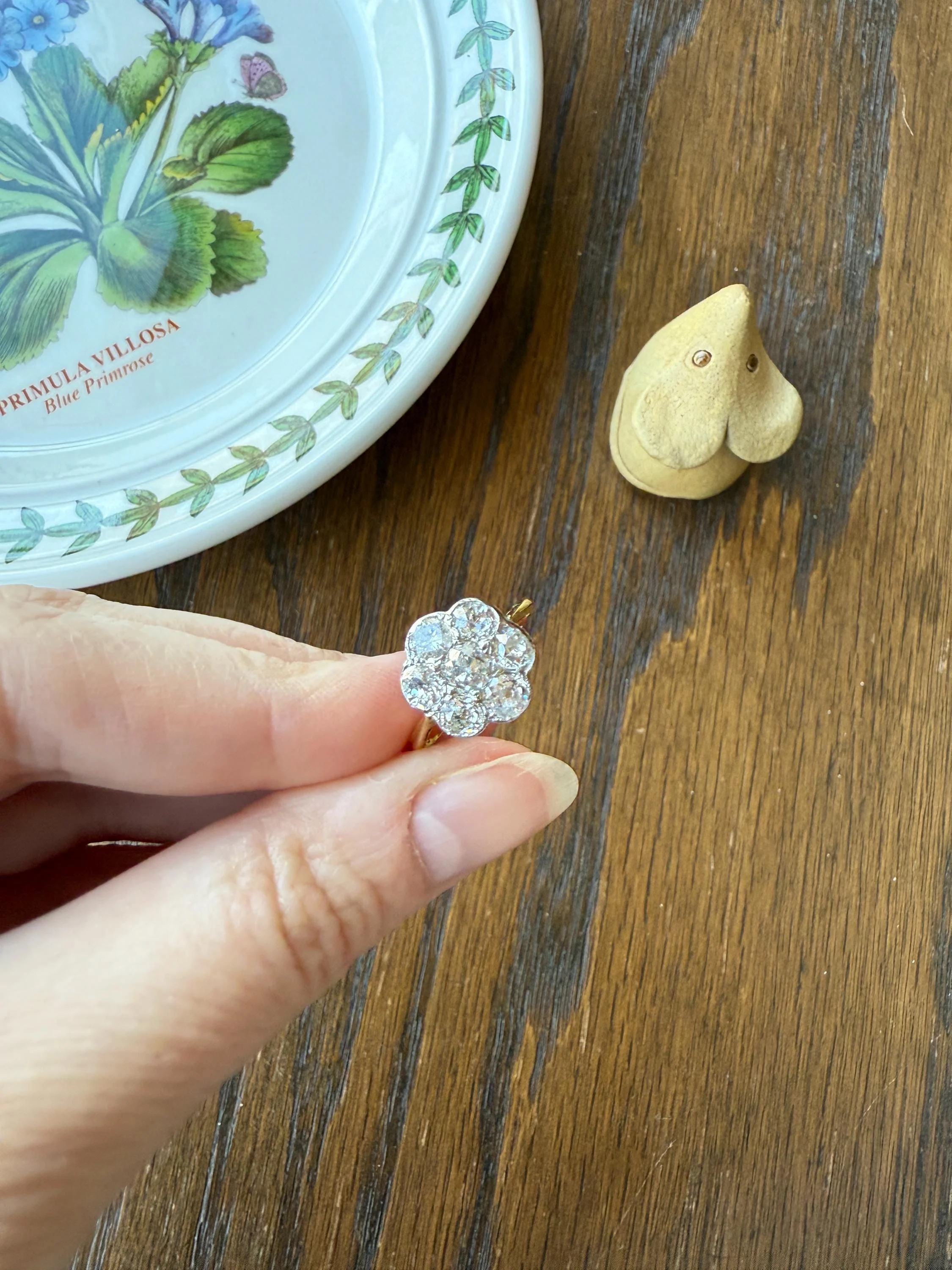 Vintage 1.9 Carat Old Mine Cut DIAMOND Daisy Flower Cluster Ring 18k Gold Art Deco Tall Domed Antique Seven Stone Bezel Setting Floral - Image 10