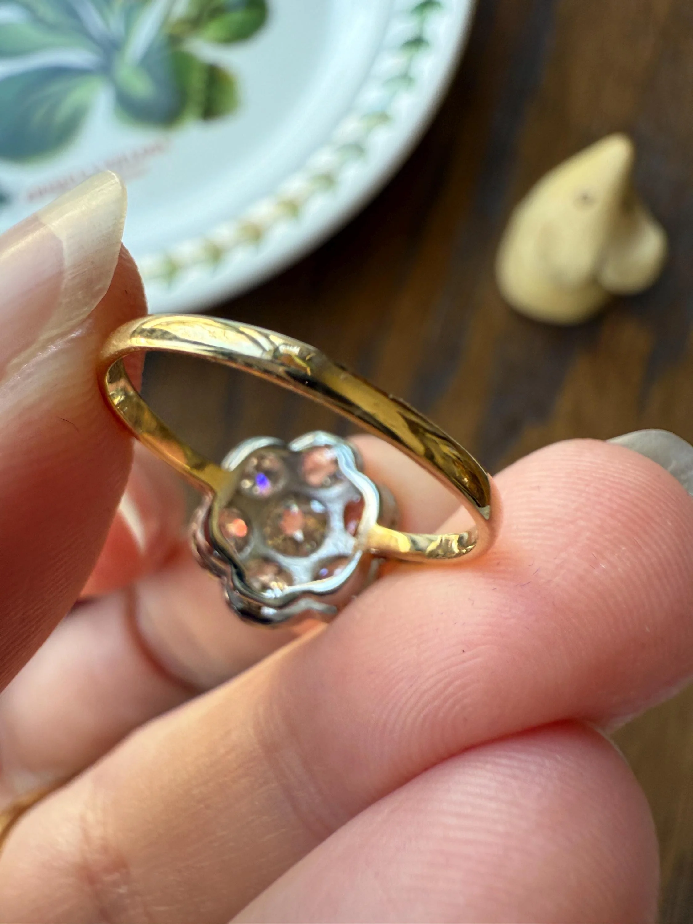 Vintage 1.9 Carat Old Mine Cut DIAMOND Daisy Flower Cluster Ring 18k Gold Art Deco Tall Domed Antique Seven Stone Bezel Setting Floral - Image 19