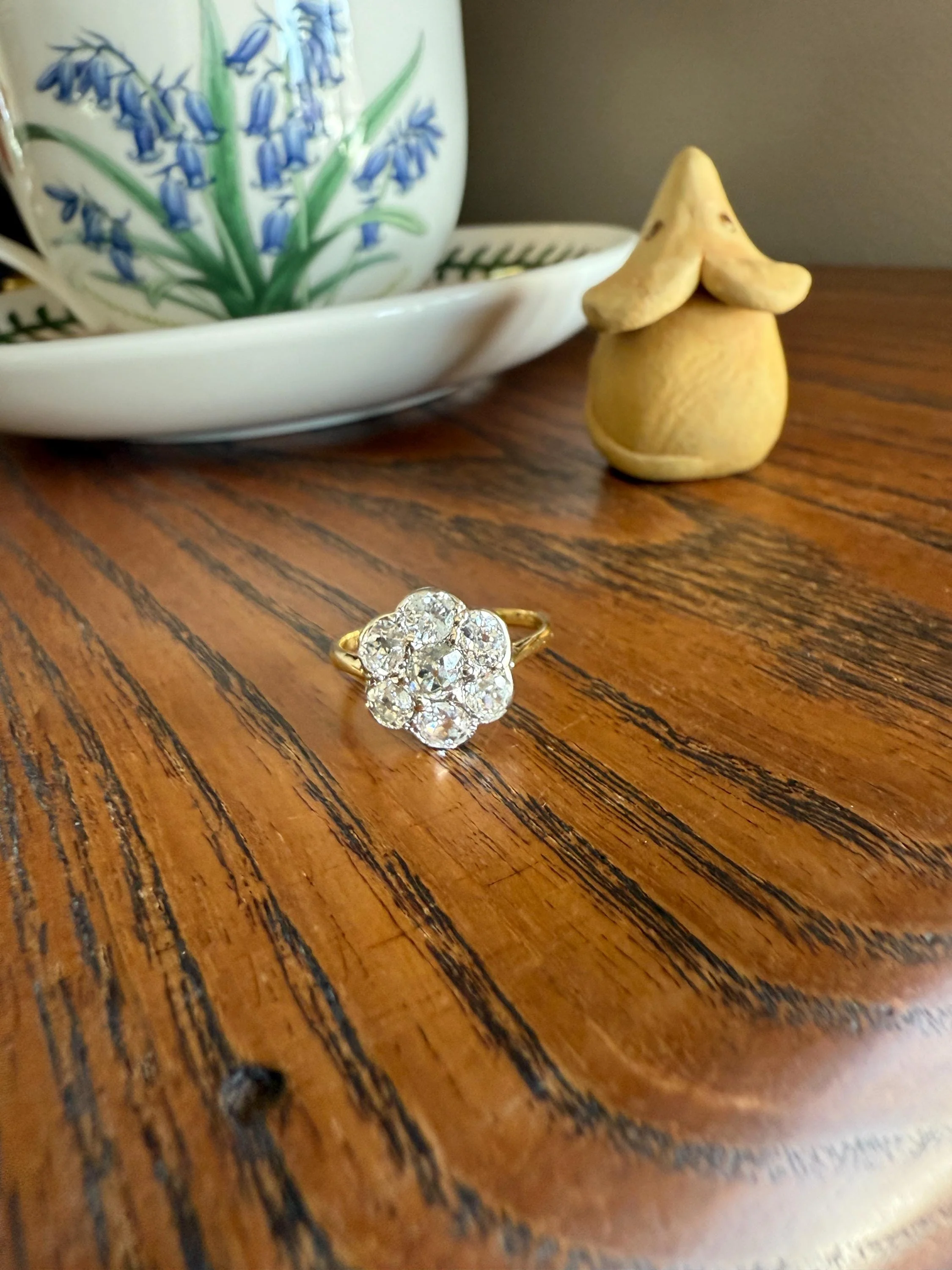 Vintage 1.9 Carat Old Mine Cut DIAMOND Daisy Flower Cluster Ring 18k Gold Art Deco Tall Domed Antique Seven Stone Bezel Setting Floral - Image 8