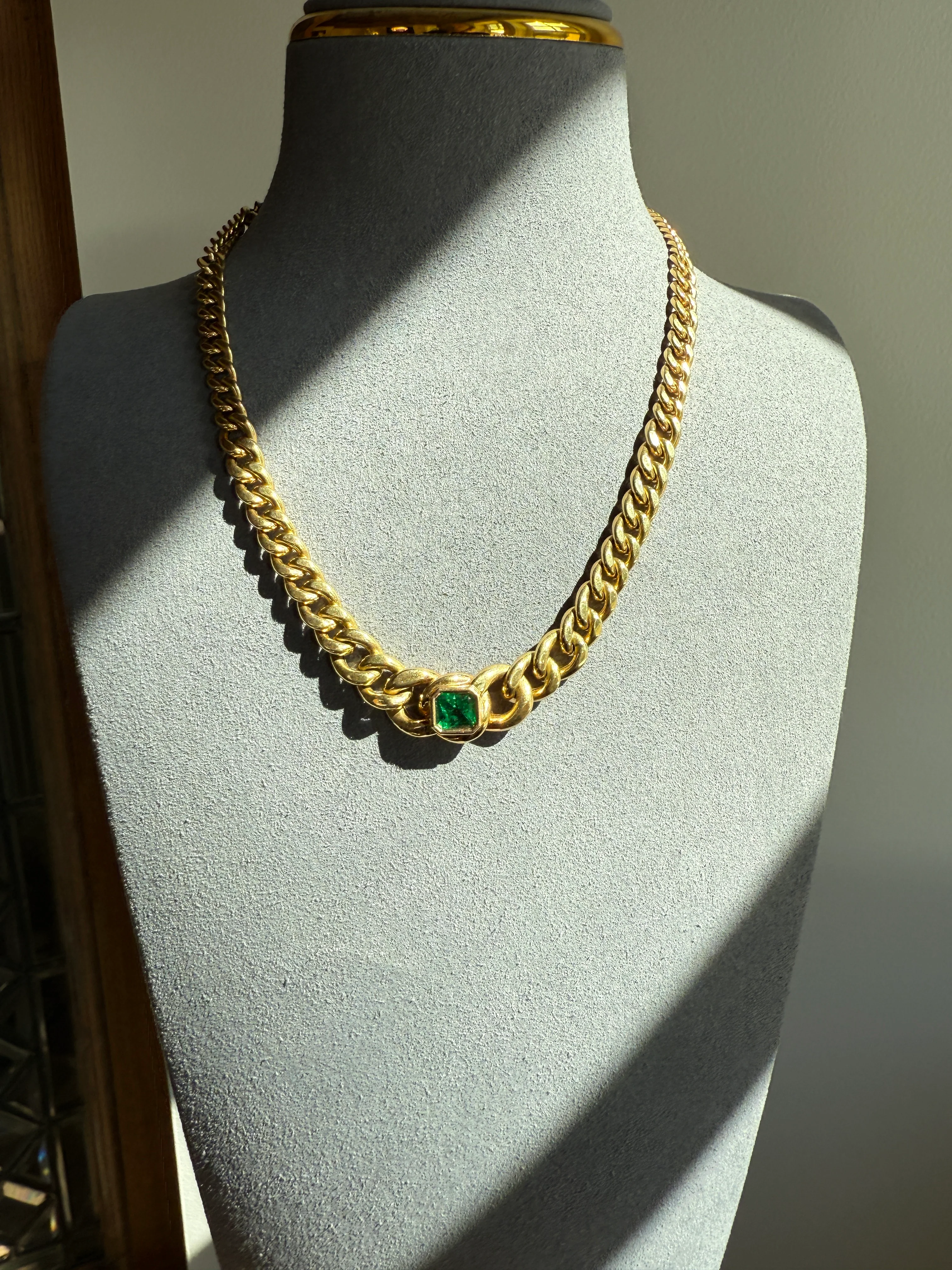 Vintage 26g 18k Gold Natural EMERALD French Curb Chain DATED Cert & ORIGINAL Gouache Drawing Design Heavy Unisex Chunky Green - Image 10