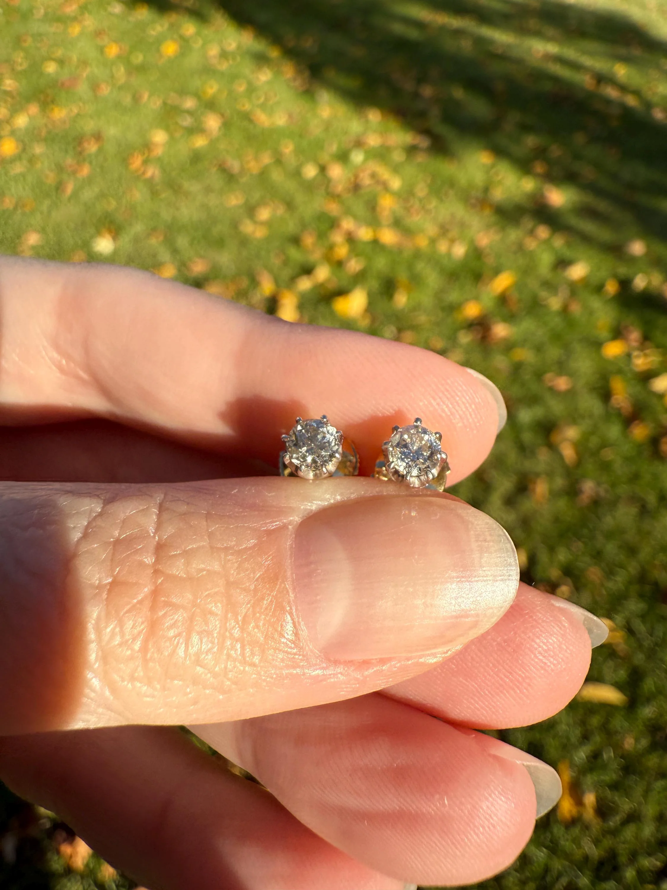Vintage .7 Ctw Transitional Cut DIAMOND Buttercup Prong Stud Earrings French 18k Gold Platinum Romantic Gift Earstack Minimalist Alpa Back - Image 3