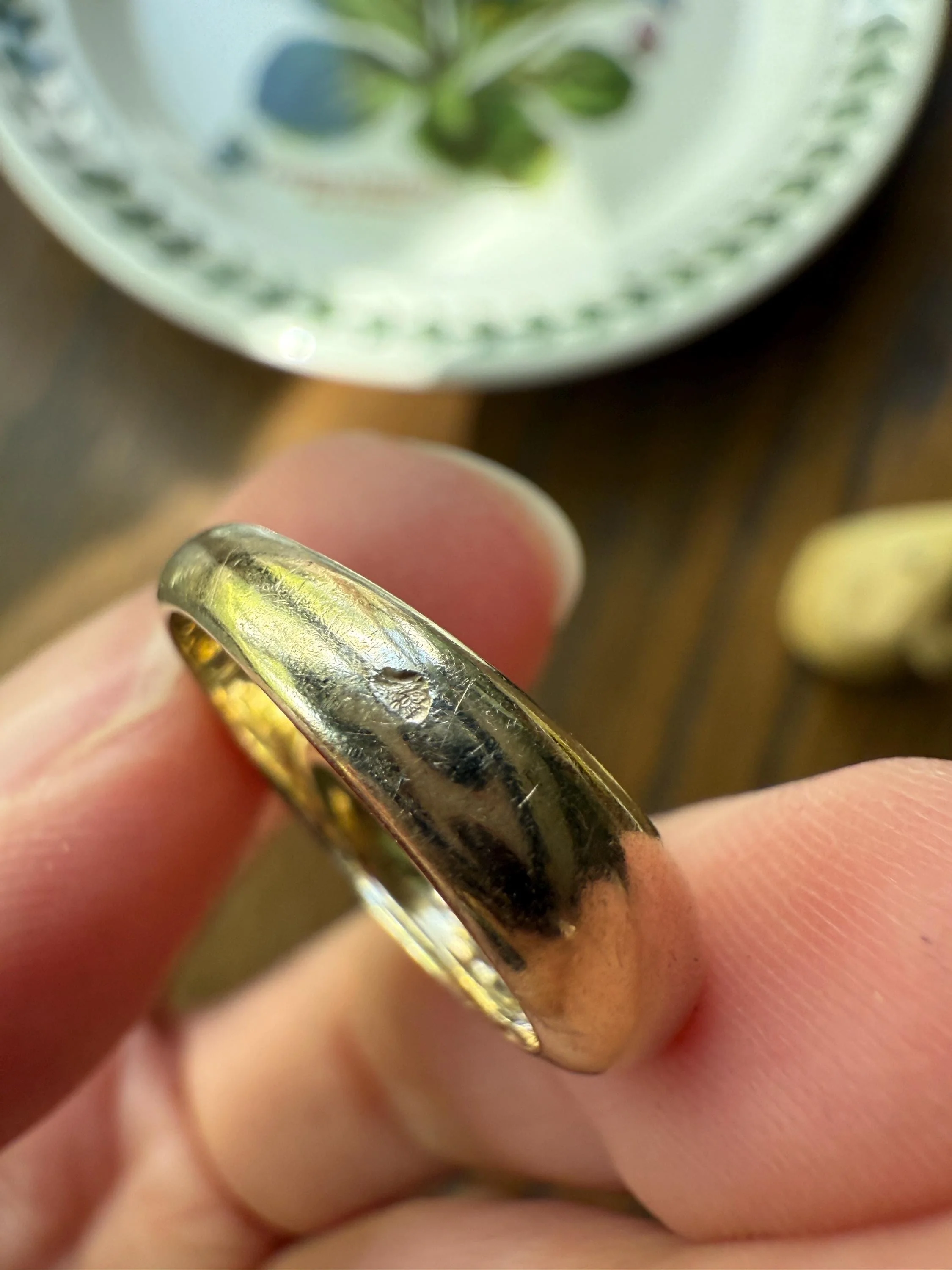 Vintage .73 Carat Transitional Cut DIAMOND Gypsy Bezel Set Ring Stacker Band Pale Yellow 18k Gold Solitaire - Image 10