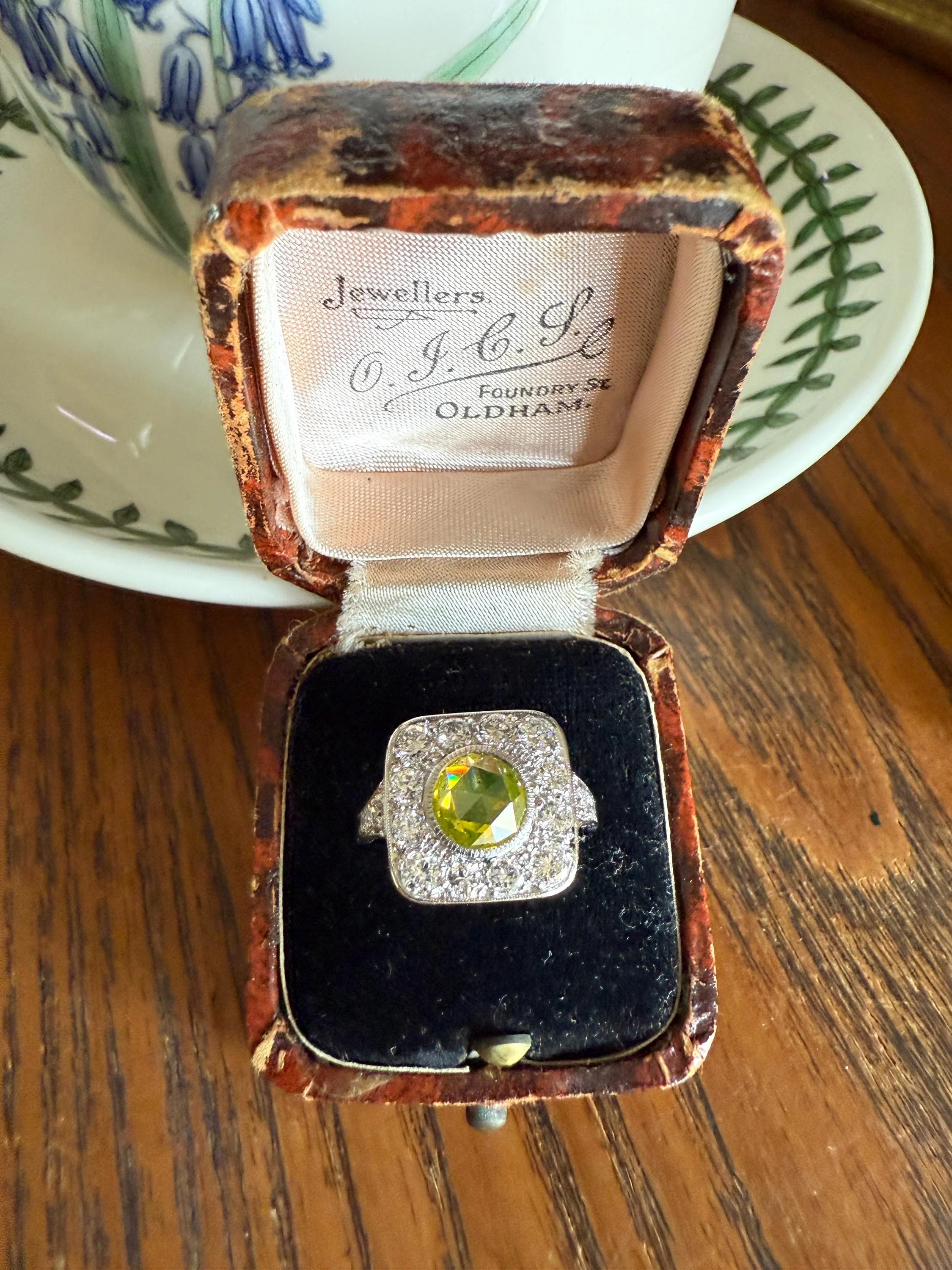 Vintage .8 Carat Fancy Greenish Yellow Natural ROSE CUT Diamond 1.8 Ctw Transitional Cut Boxed Cobblestone Panel Ring Platinum Lemon Lime - Image 10