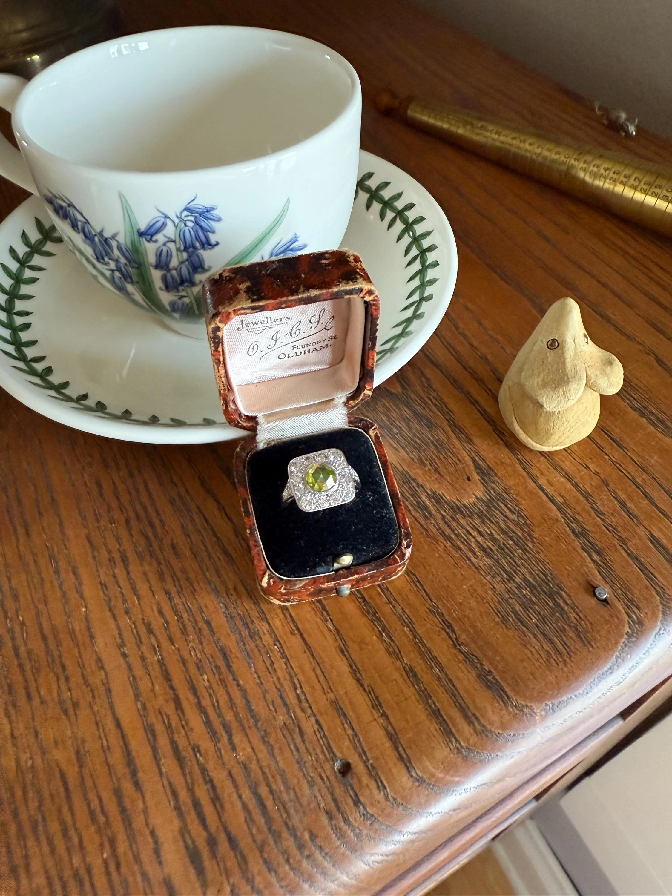 Vintage .8 Carat Fancy Greenish Yellow Natural ROSE CUT Diamond 1.8 Ctw Transitional Cut Boxed Cobblestone Panel Ring Platinum Lemon Lime - Image 16
