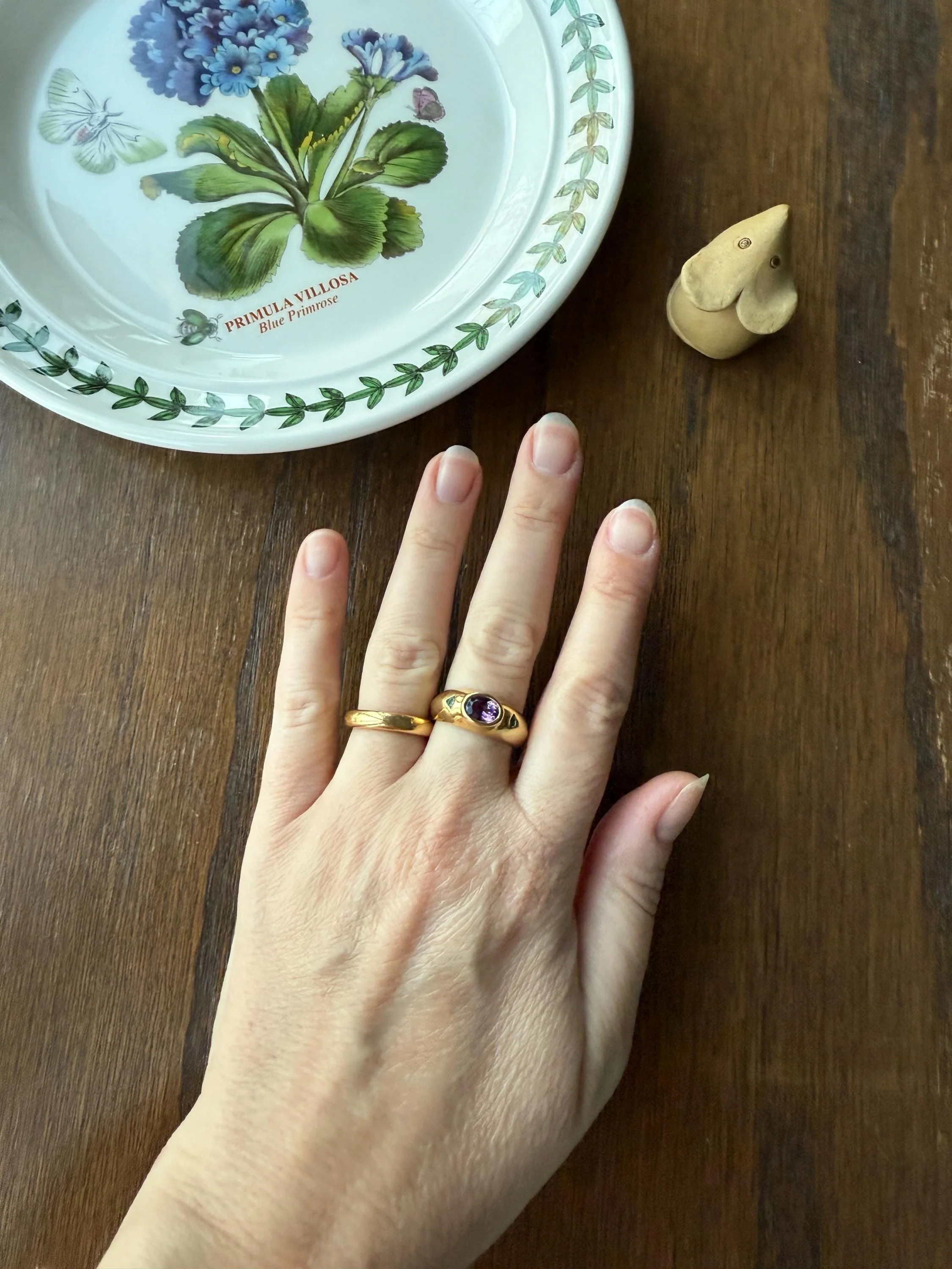 Vintage AMETHYST Emerald Geometric Domed Band Stacker Ring 18k Gold French Green Purple Chunky - Image 11