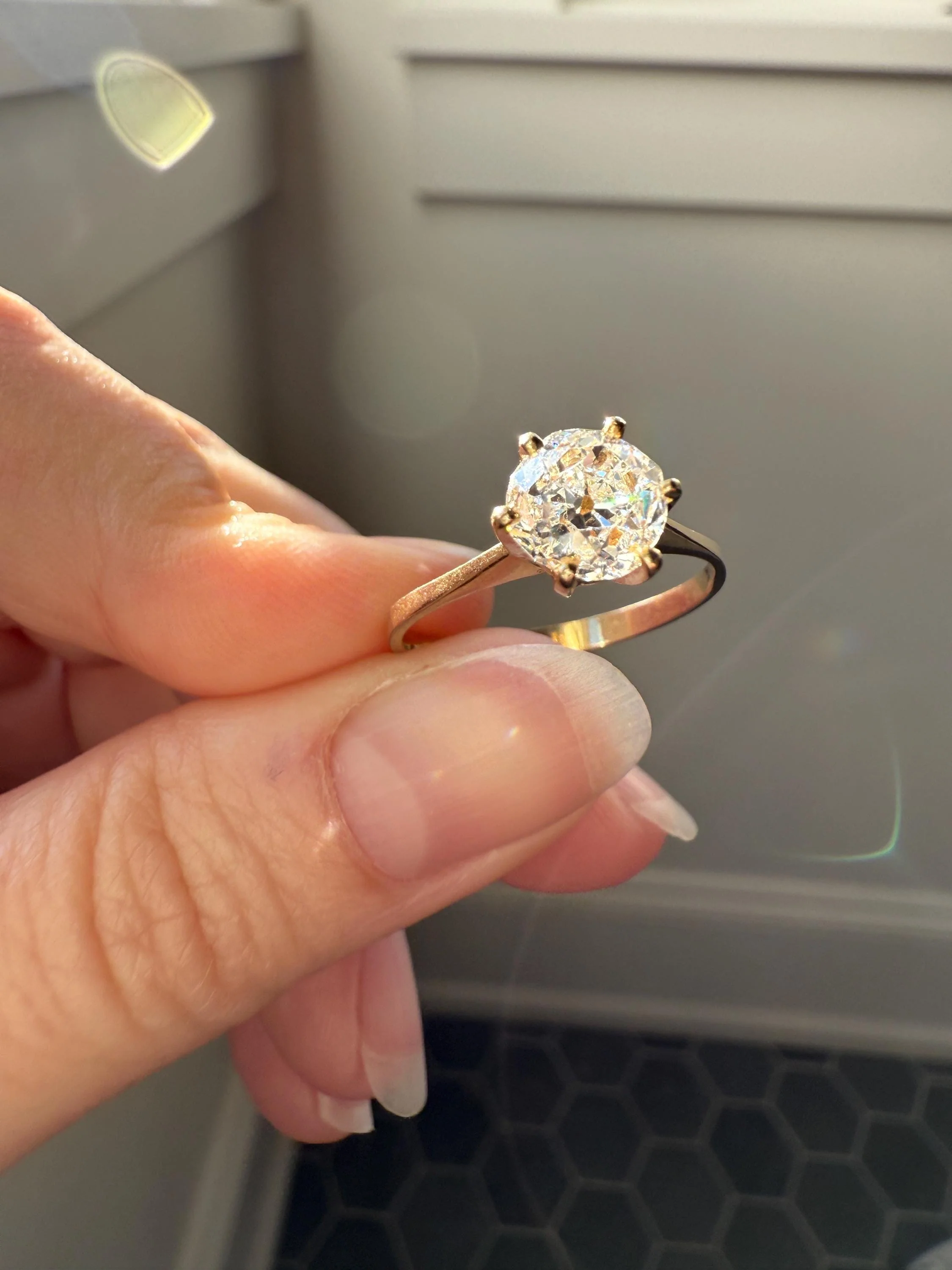 Vintage EYE CLEAN 1.2 Carat French Solitaire Ring Chunky Antique Cushion Old Mine Cut DIAMOND 18k Gold Band Engagement Romantic Gift 1Ct OmC - Image 2