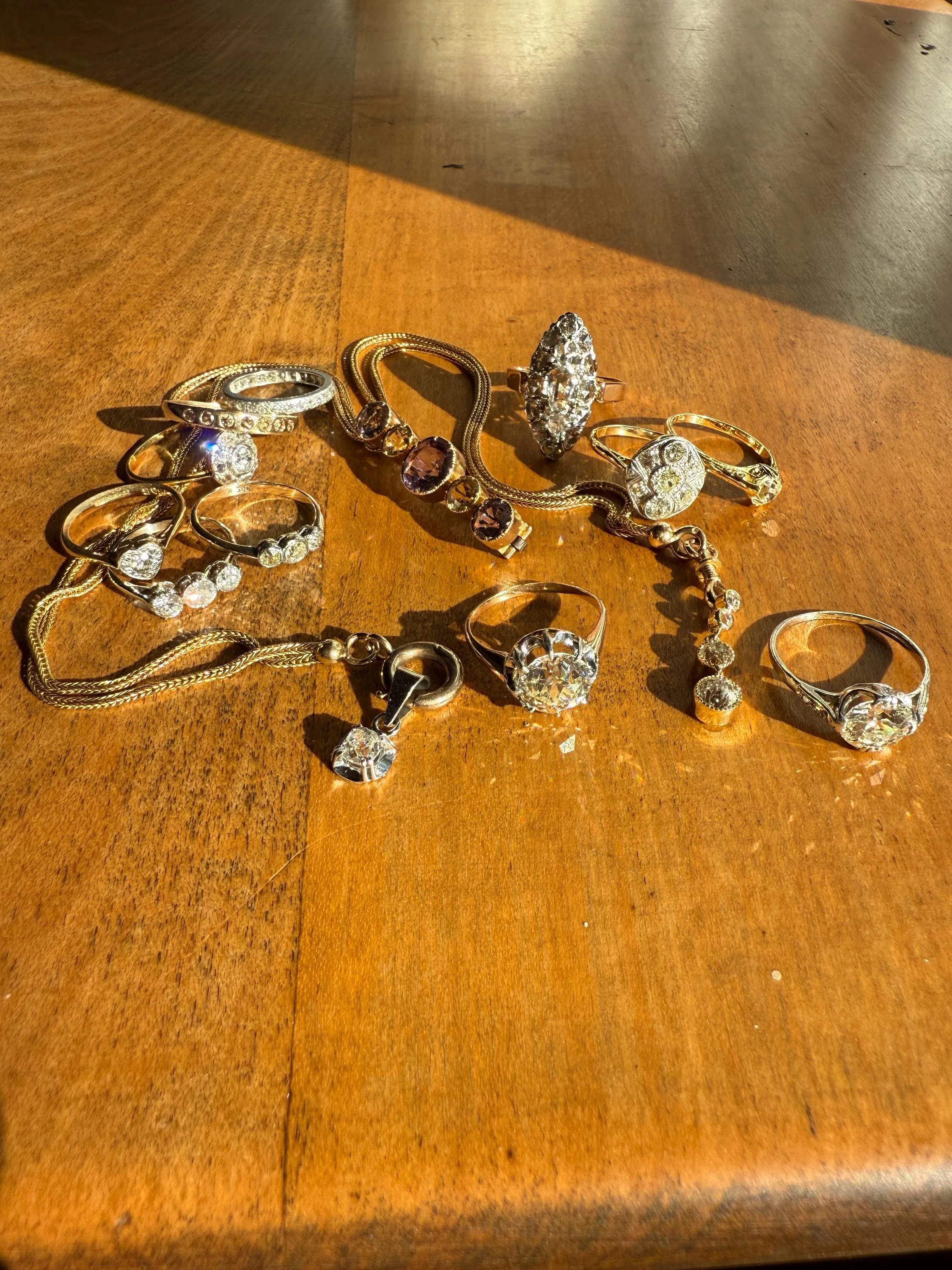 Vintage FANCY Brown Chocolate Golden Cognac Diamond Seven Stone Gypsy Band Skinny Stacker Half Hoop Eternity 9k Gold Minimalist - Image 13