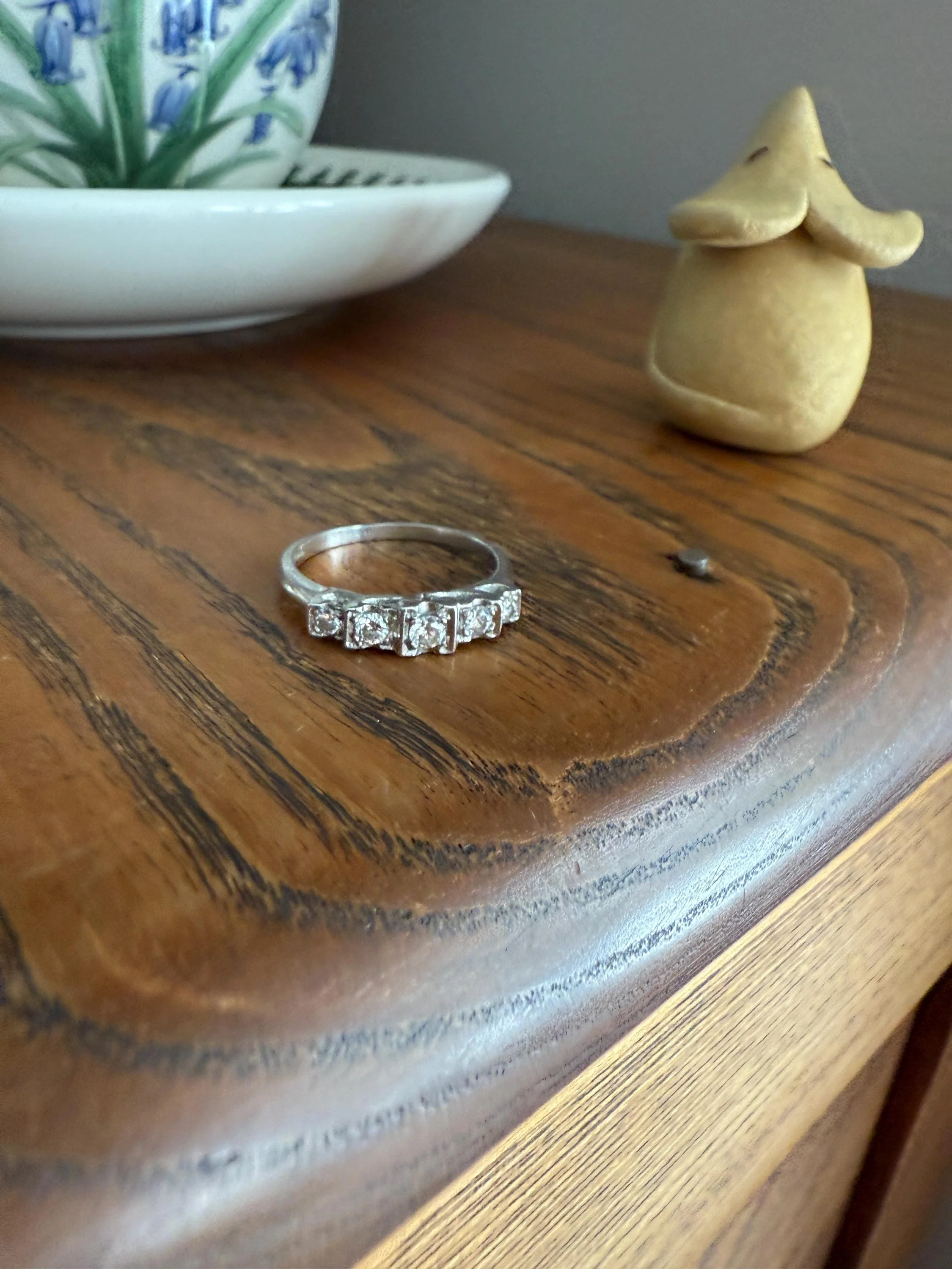 Vintage Five Stone Older Brilliant Cut DIAMOND Ring Stepped Squares Platinum Stacker Art Deco Geometric Band Tall Splay - Image 15