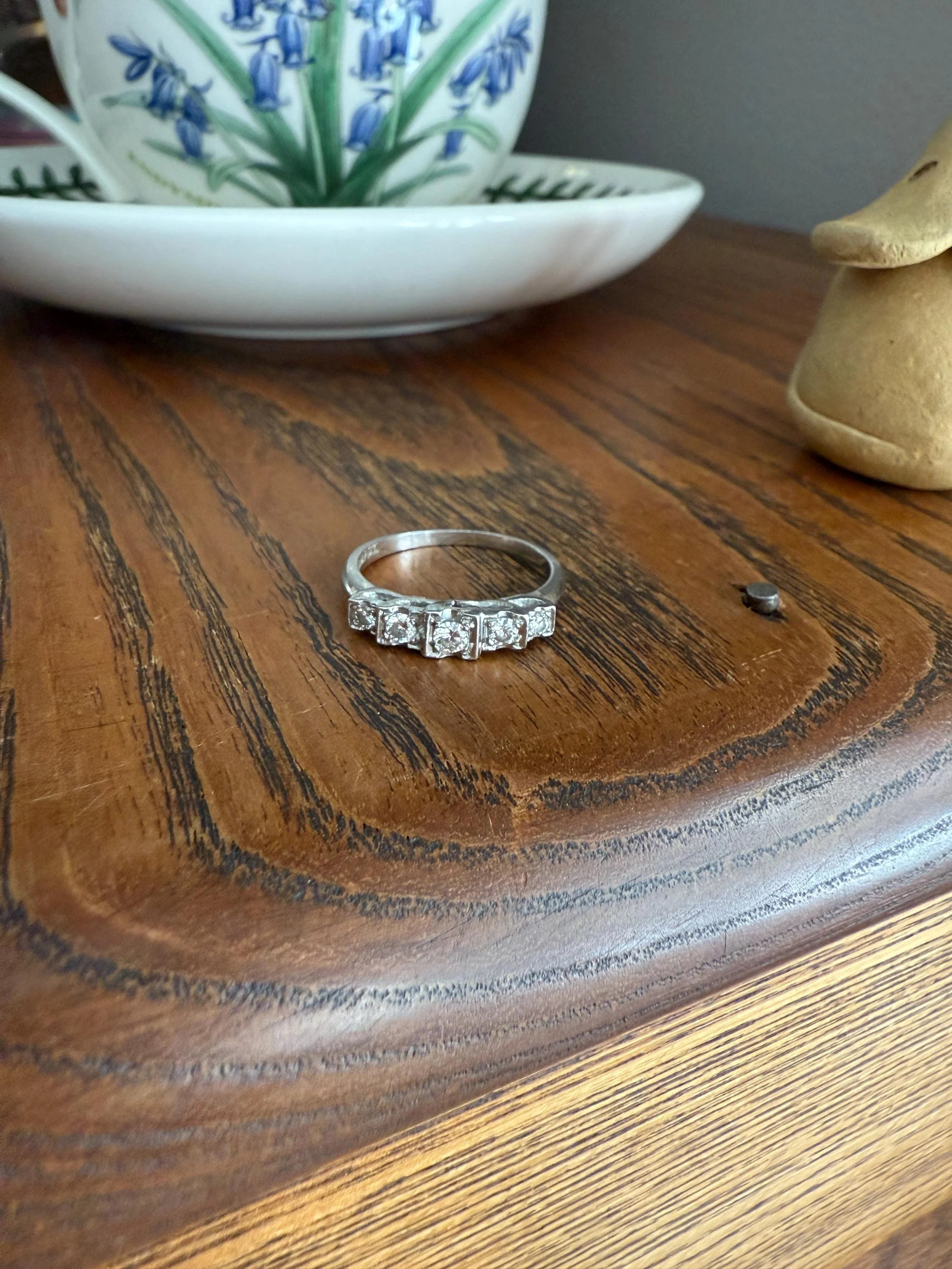 Vintage Five Stone Older Brilliant Cut DIAMOND Ring Stepped Squares Platinum Stacker Art Deco Geometric Band Tall Splay - Image 17