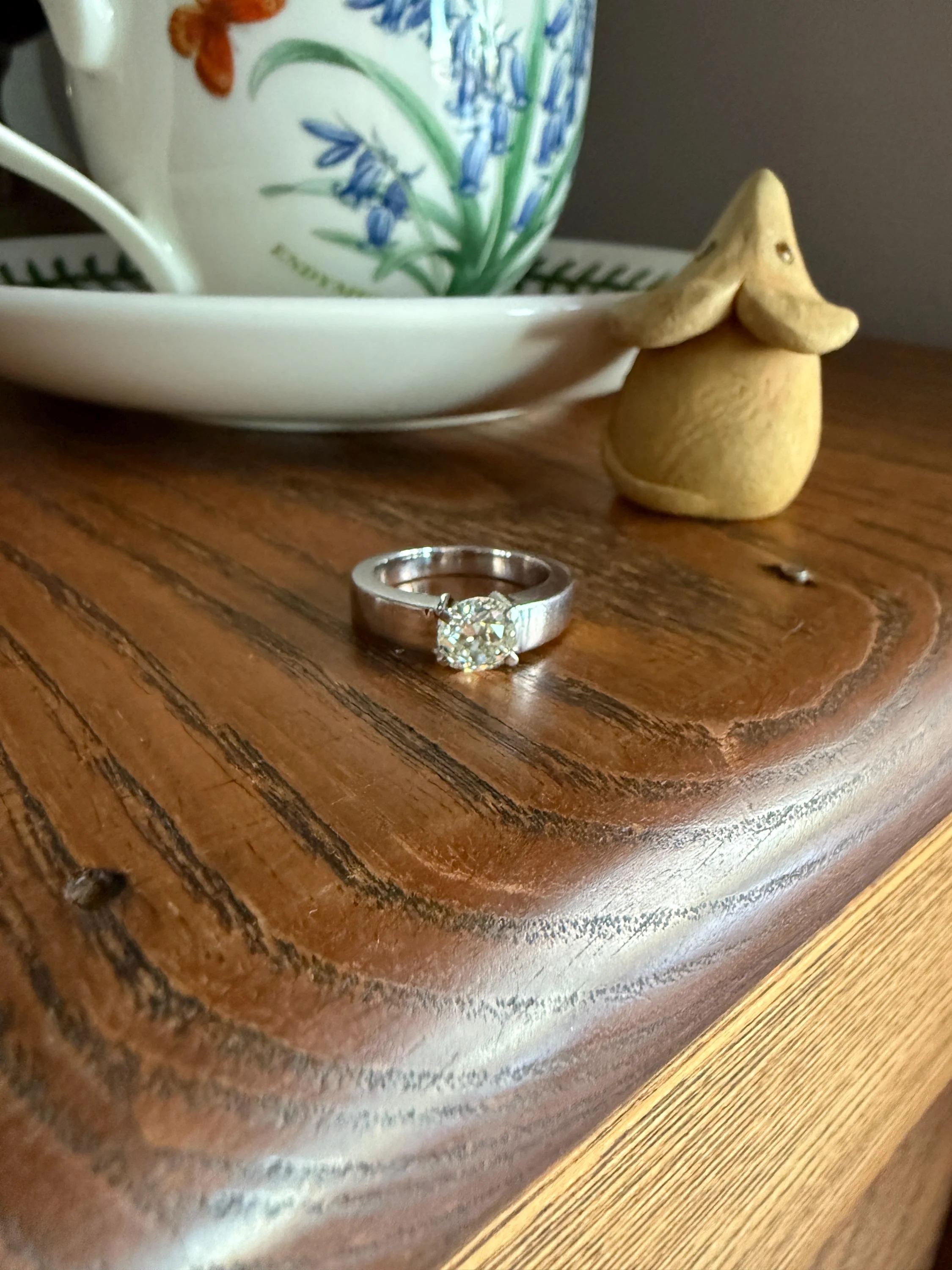 Vintage One Carat Antique Old Mine Cut DIAMOND Ring Stacker Band 7.7g 18k White Gold Solitaire Geometric Engagement 1Ctw OmC - Image 16