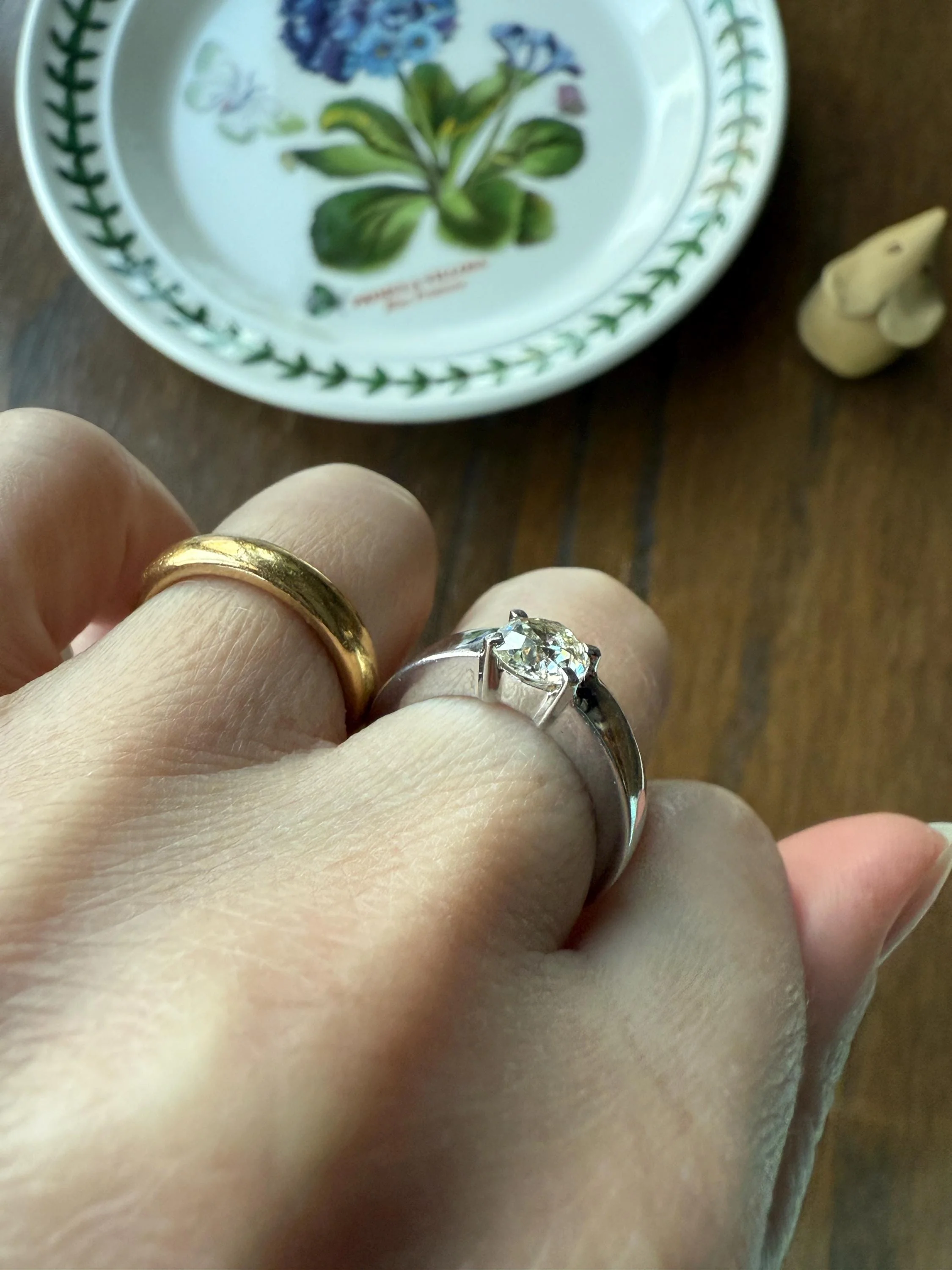 Vintage One Carat Antique Old Mine Cut DIAMOND Ring Stacker Band 7.7g 18k White Gold Solitaire Geometric Engagement 1Ctw OmC - Image 6
