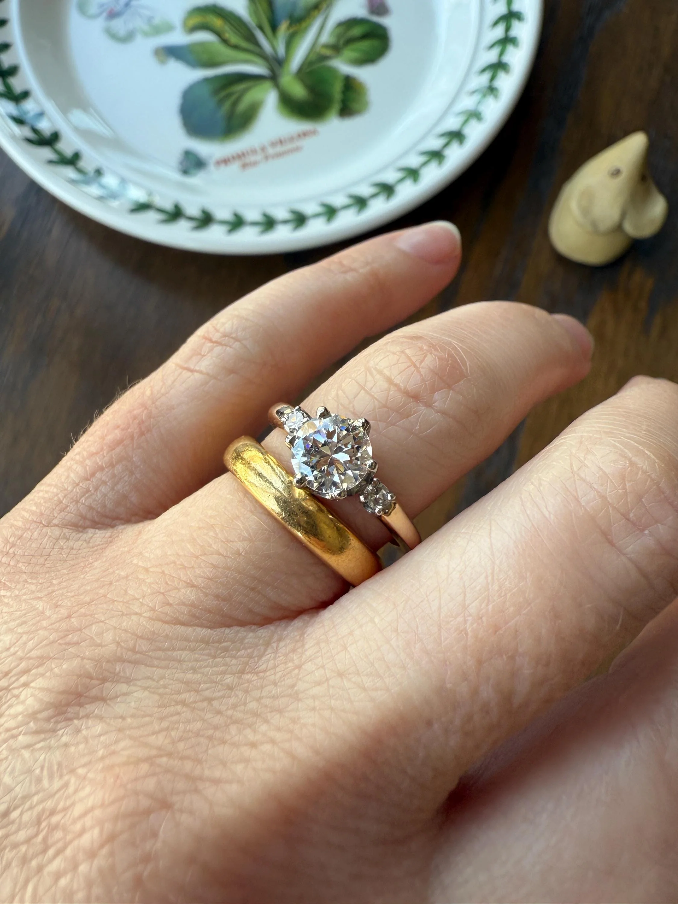 A+ Vintage One CARAT Transitional Cut DIAMOND Eye Clean Solitaire Engagement Ring w/ accents 18k Gold Fiery Stacker - Image 4