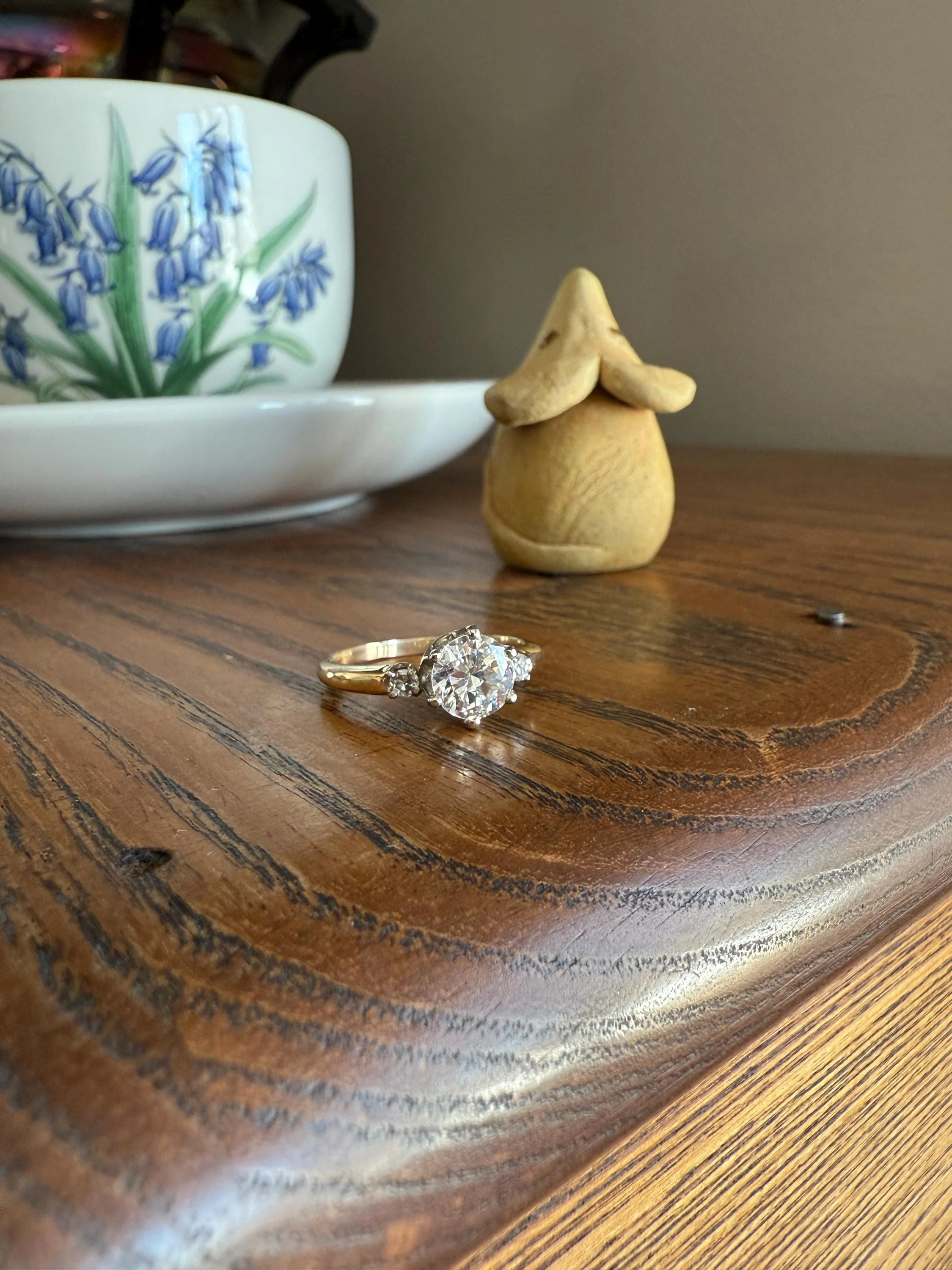 A+ Vintage One CARAT Transitional Cut DIAMOND Eye Clean Solitaire Engagement Ring w/ accents 18k Gold Fiery Stacker - Image 6