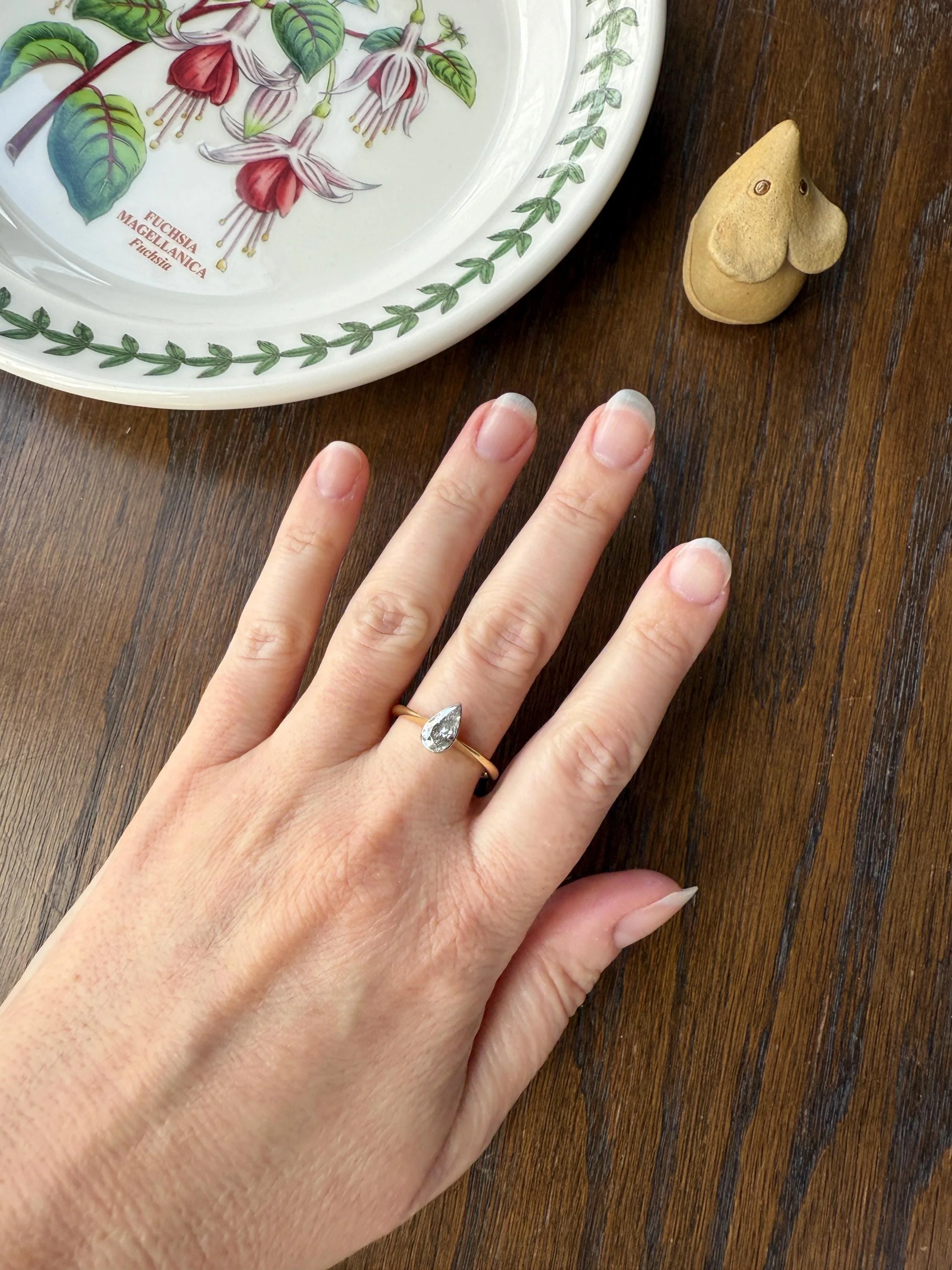 Vintage PEAR Natural Diamond Solitaire Ring One Carat 18k Gold Bezel Set Knife Edge Band Engagement Stacker - Image 17