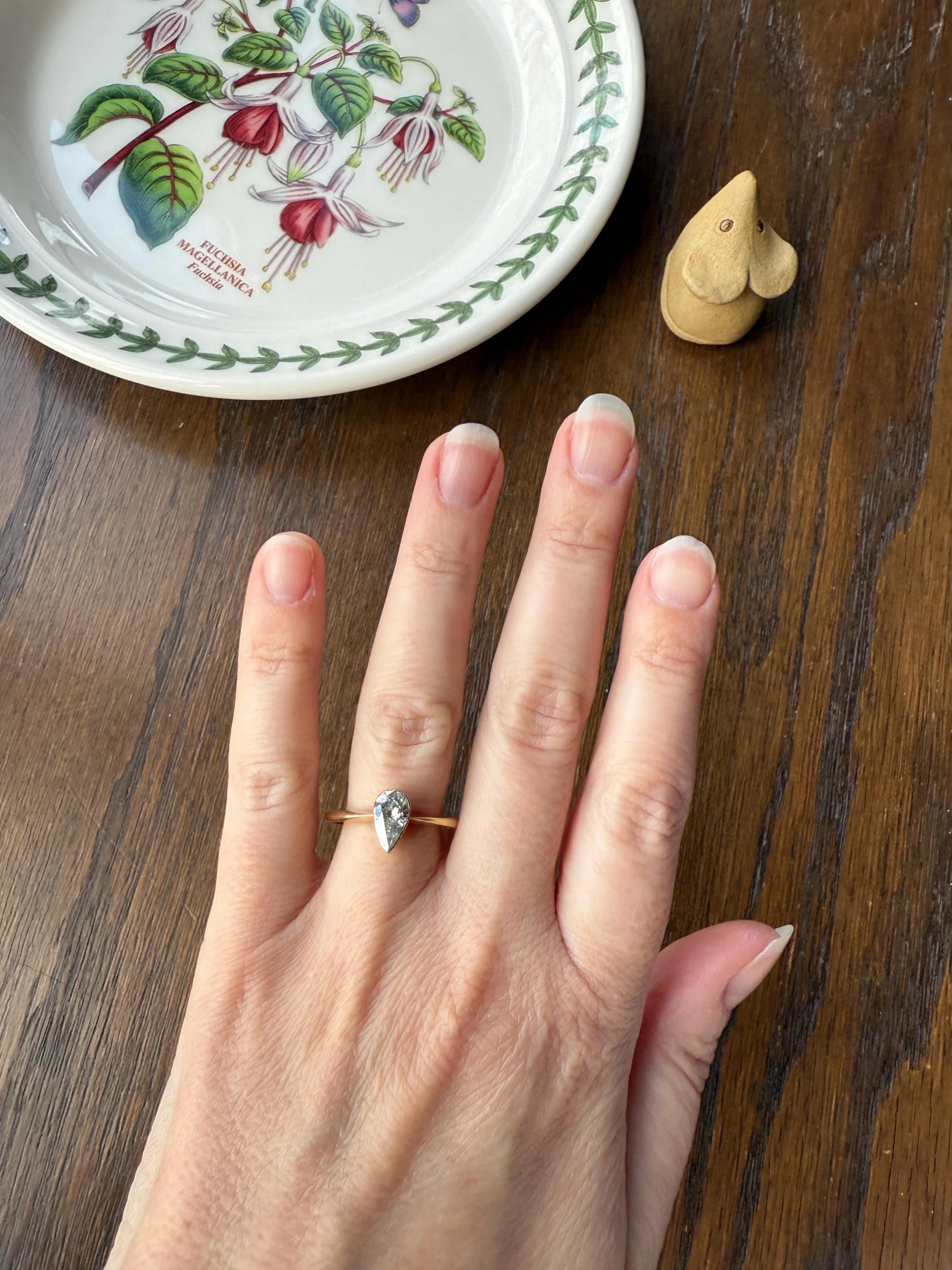 Vintage PEAR Natural Diamond Solitaire Ring One Carat 18k Gold Bezel Set Knife Edge Band Engagement Stacker - Image 18