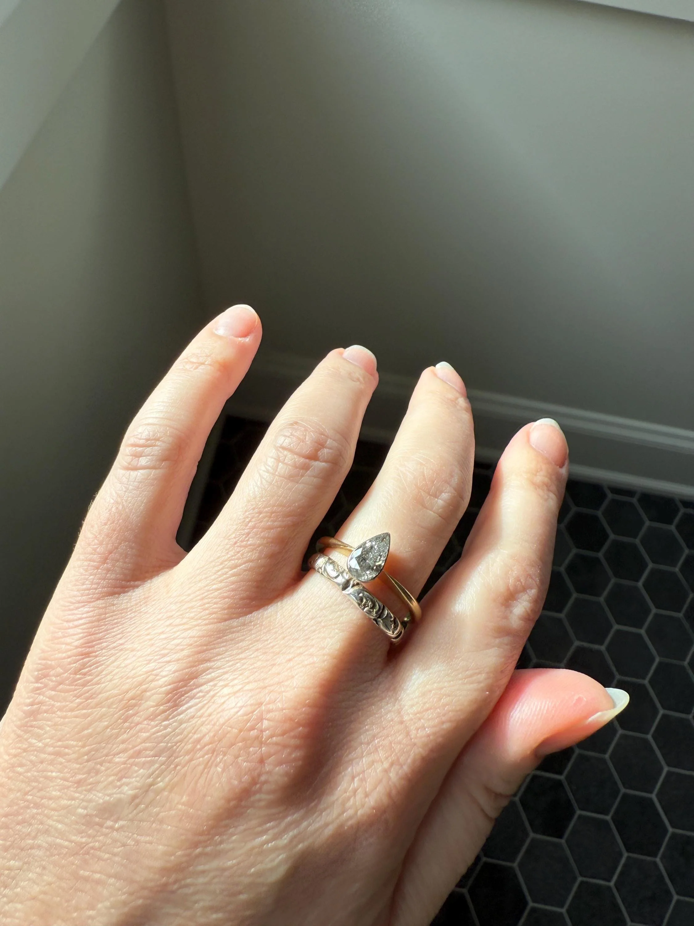 Vintage PEAR Natural Diamond Solitaire Ring One Carat 18k Gold Bezel Set Knife Edge Band Engagement Stacker - Image 5