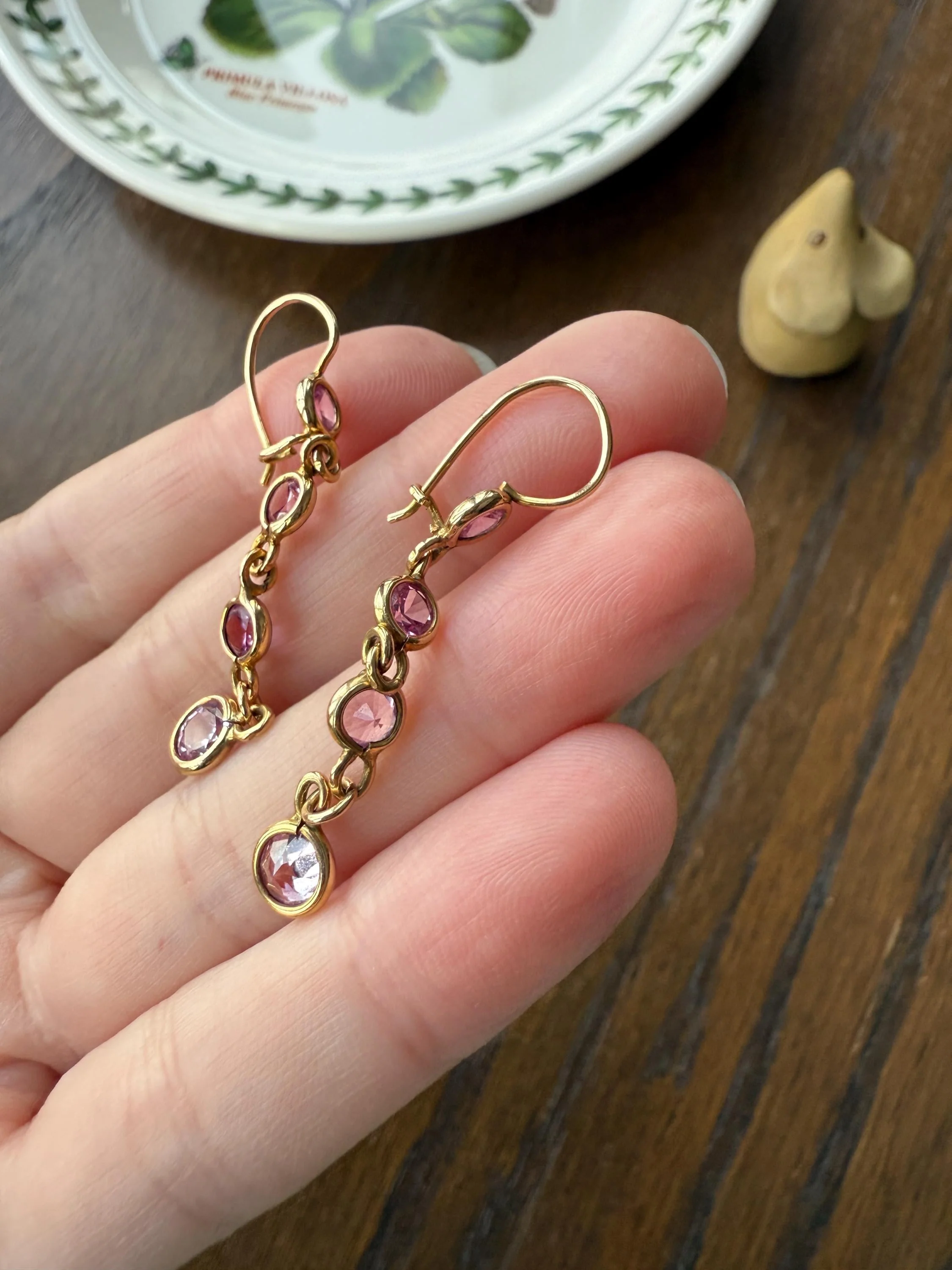 Vintage PINK SAPPHIRE 14k Gold Solid Bezel Set Dangle Earrings Linear Lilac Pastel Pink Sparkle - Image 13