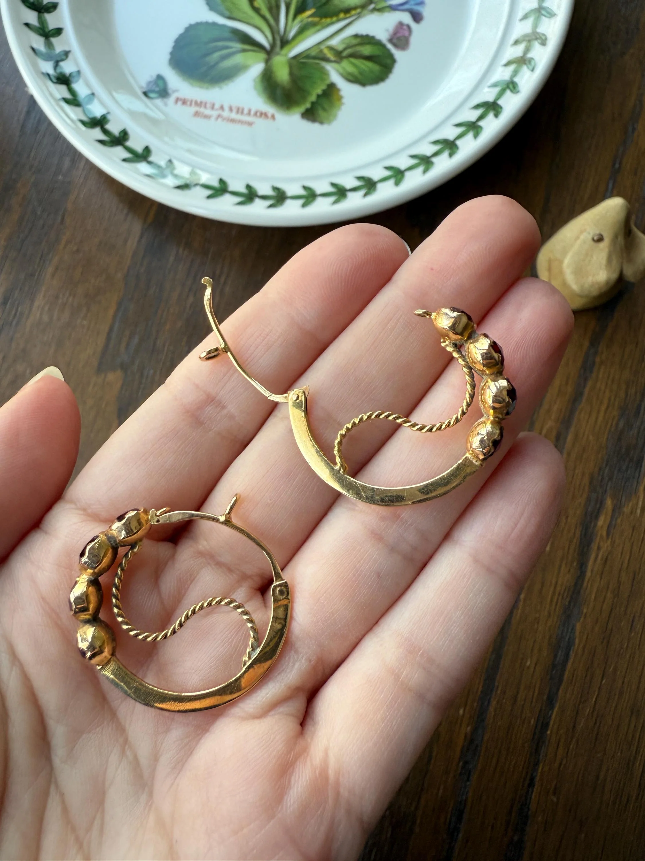 Vintage Rose Cut Perpignan GARNET Poissarde Hoop EARRINGS 18k Gold French Belle Epoque Foiled Domed Back Crimson Red - Image 7