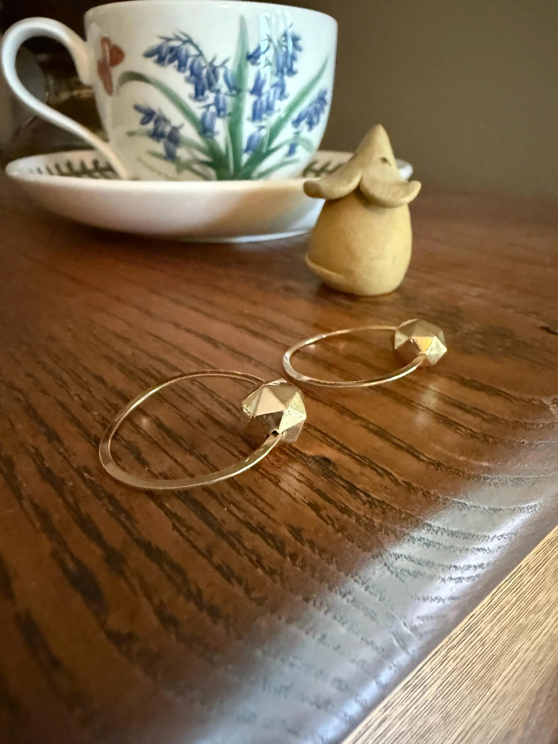 Vintage to Antique French Savoyard CREOLE Hoop EARRINGS 18k Gold Faceted Ball Shimmering Geometric - Image 6