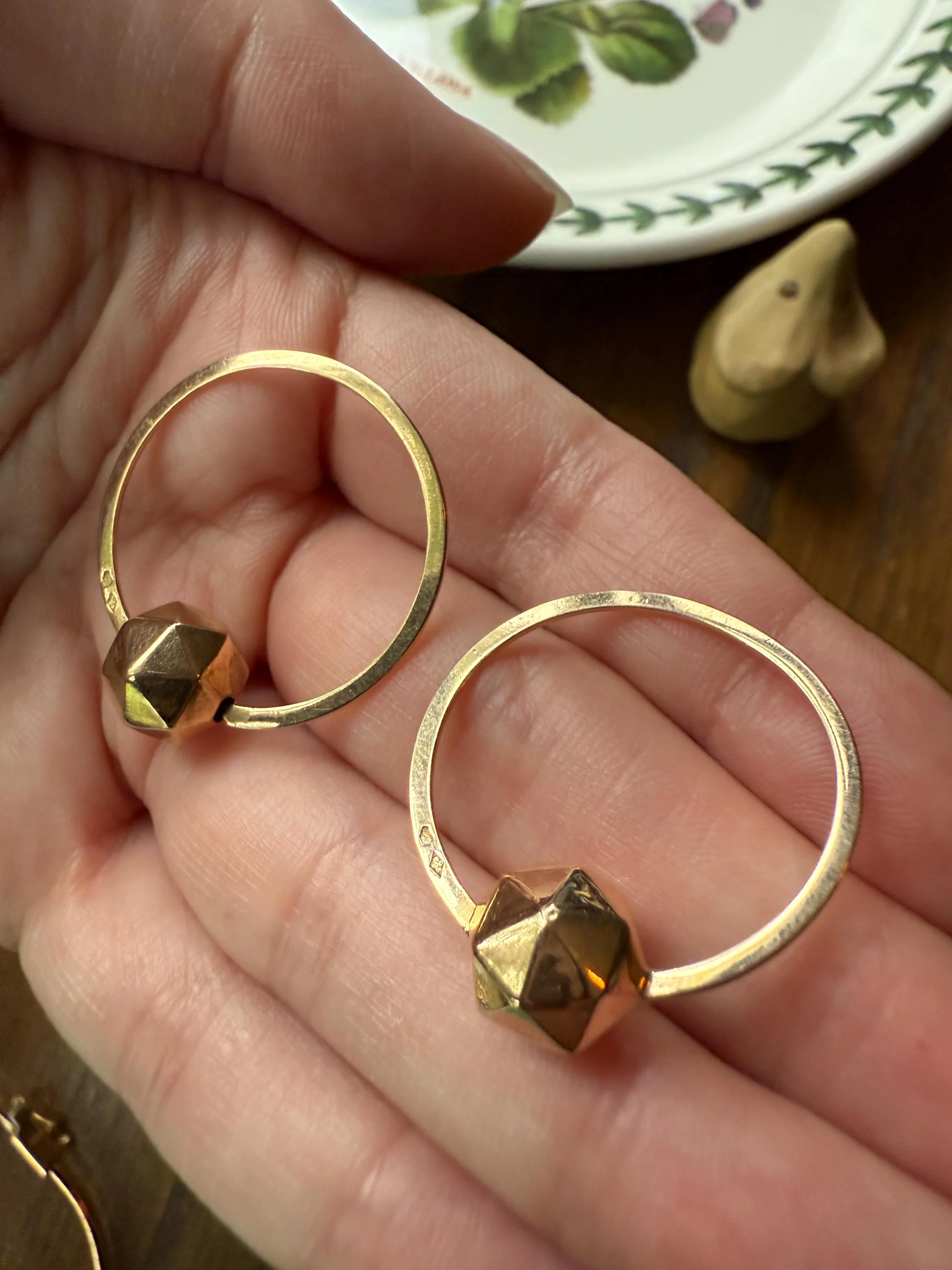 Vintage to Antique French Savoyard CREOLE Hoop EARRINGS 18k Gold Faceted Ball Shimmering Geometric - Image 8