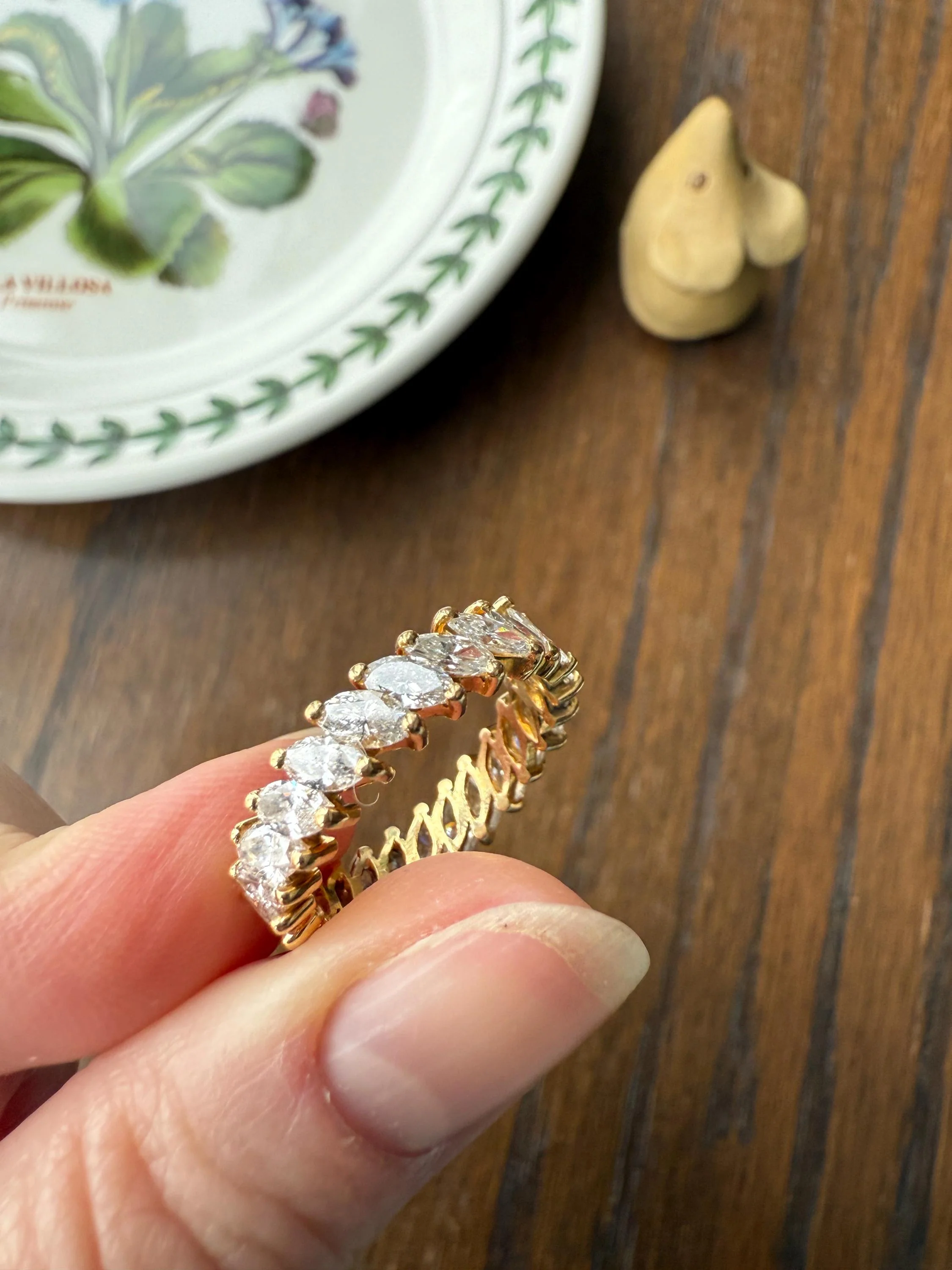 Vintage Two Carats Marquise Navette Cut DIAMOND Full Eternity Hoop Ring 18k Gold French Band Asymmetrical Angled Stacker - Image 9