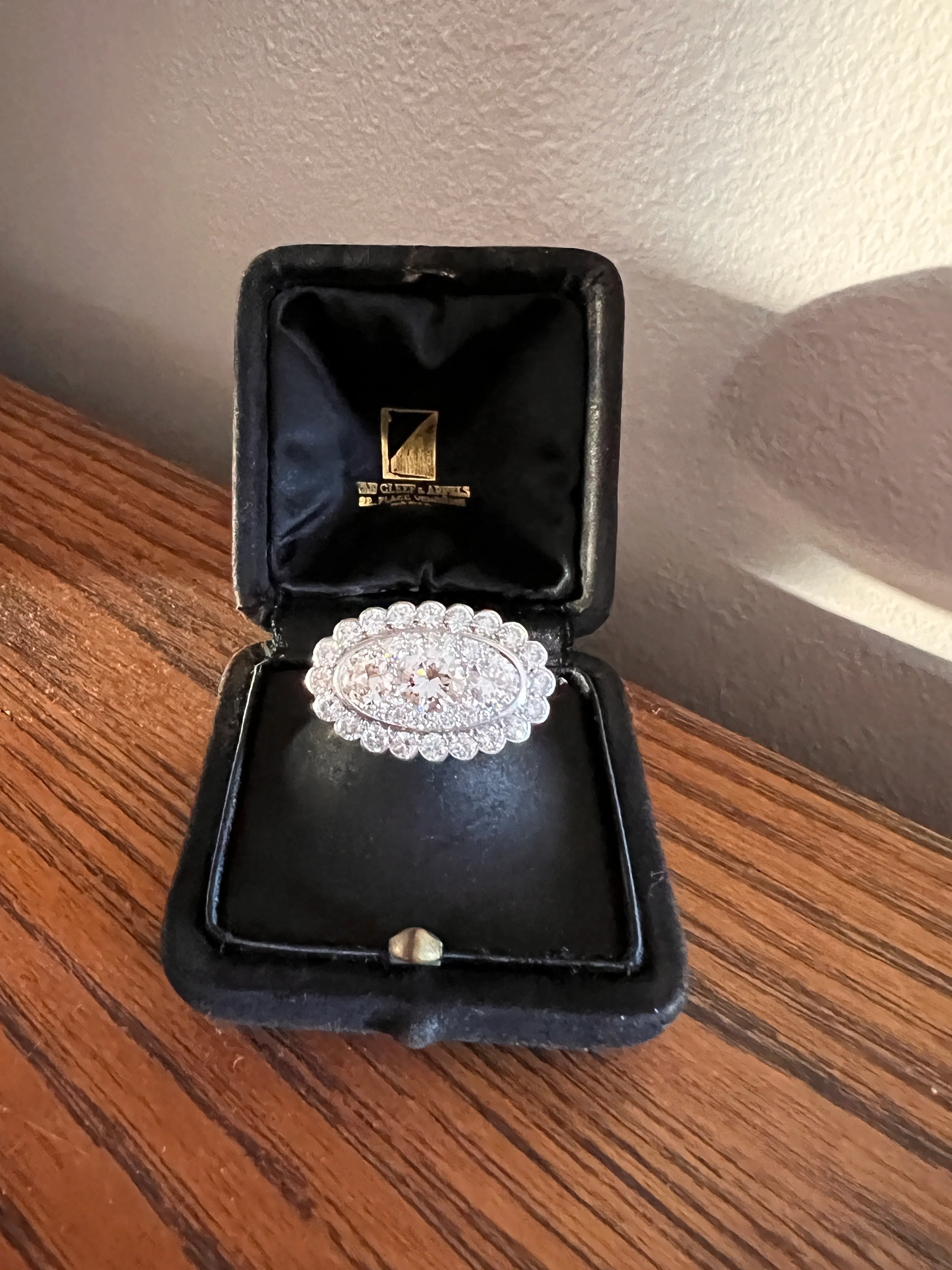 Vintage VAN CLEEF & ARPELS Boxed 5.25 Carat Transitional Cut Diamond Ring Heavy 22g 18k Gold Platinum Vtg to Antique Art Deco Special in Original Box - Image 13