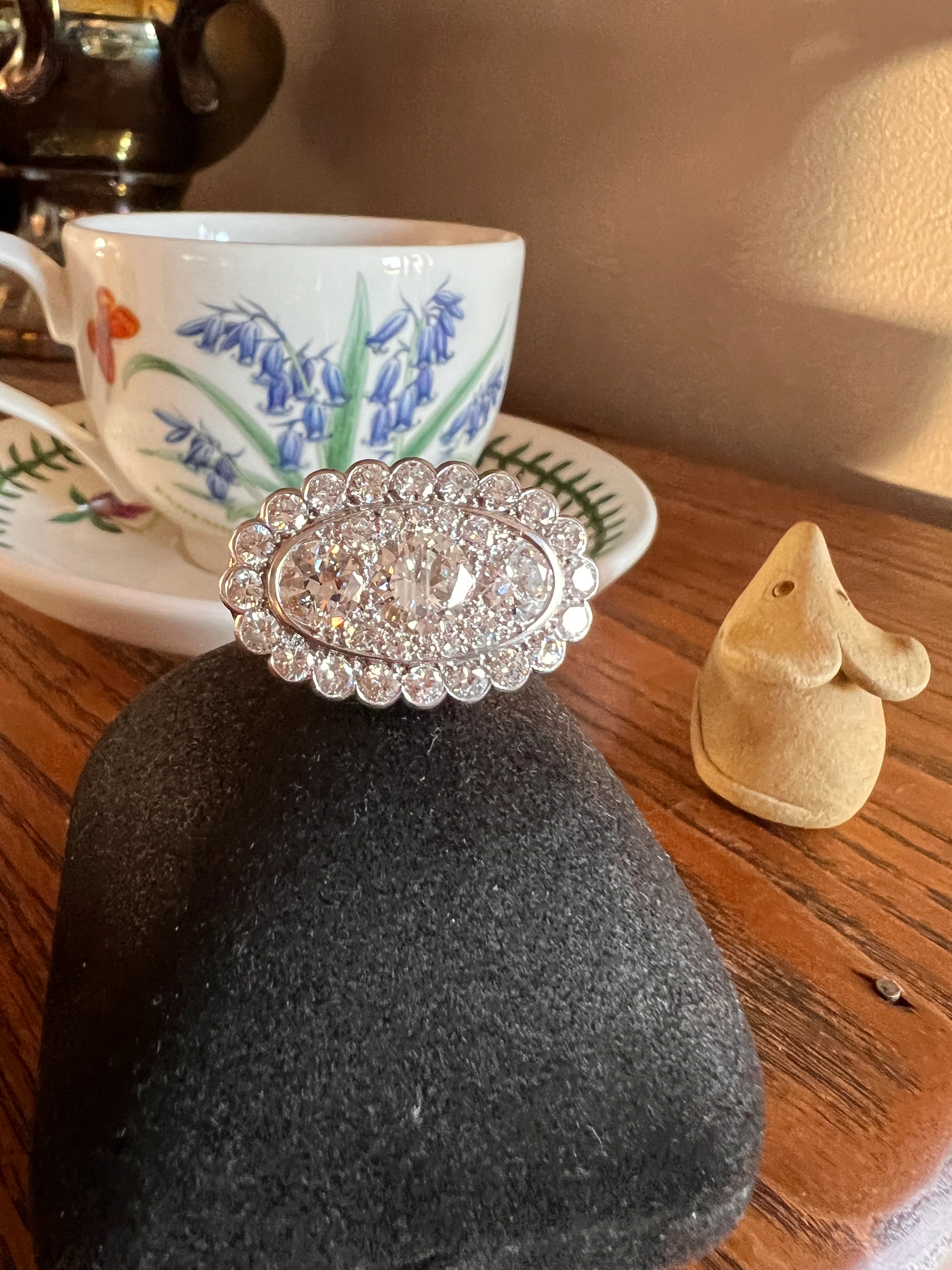 Vintage VAN CLEEF & ARPELS Boxed 5.25 Carat Transitional Cut Diamond Ring Heavy 22g 18k Gold Platinum Vtg to Antique Art Deco Special in Original Box - Image 14