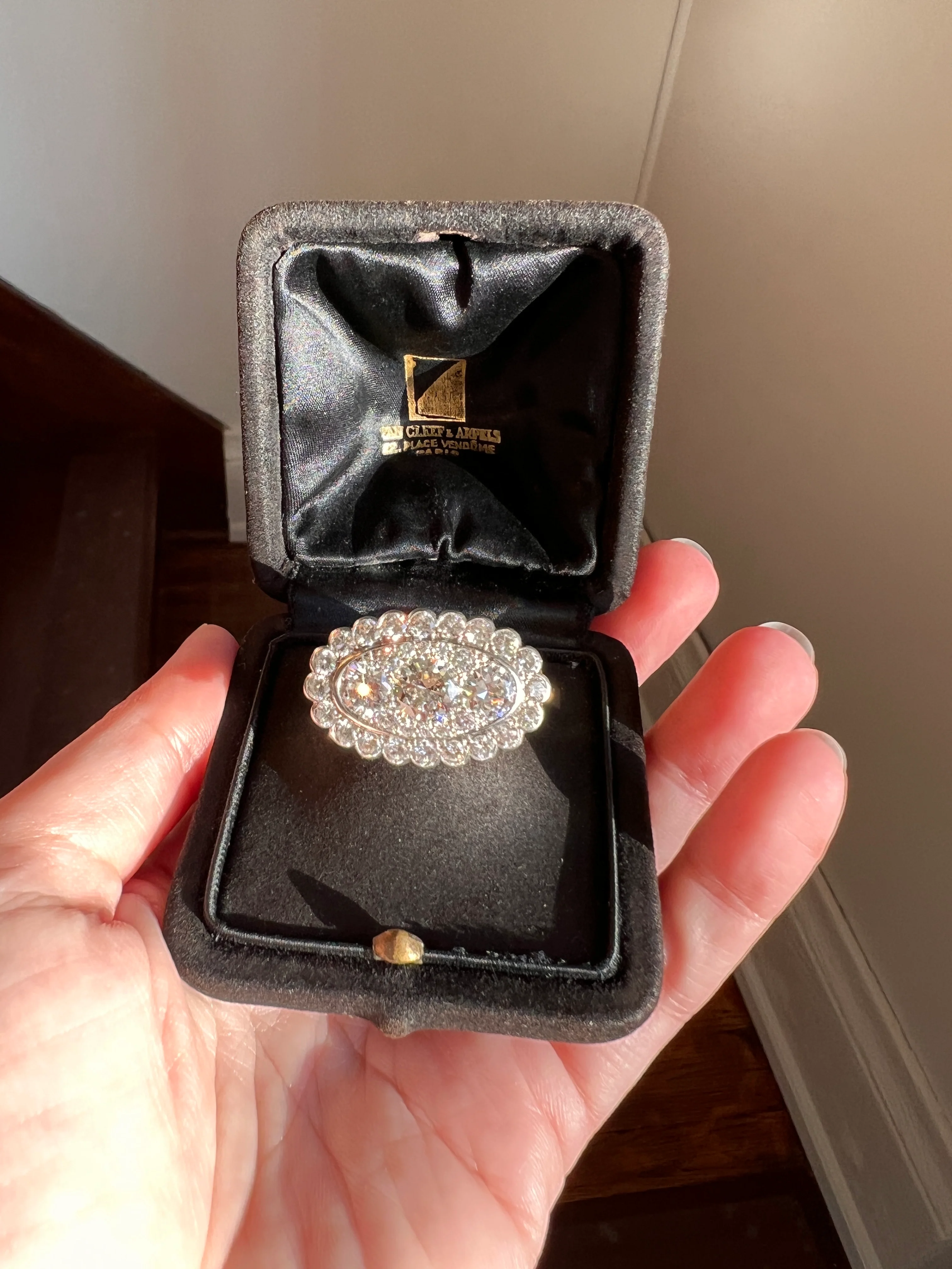 Vintage VAN CLEEF & ARPELS Boxed 5.25 Carat Transitional Cut Diamond Ring Heavy 22g 18k Gold Platinum Vtg to Antique Art Deco Special in Original Box - Image 28