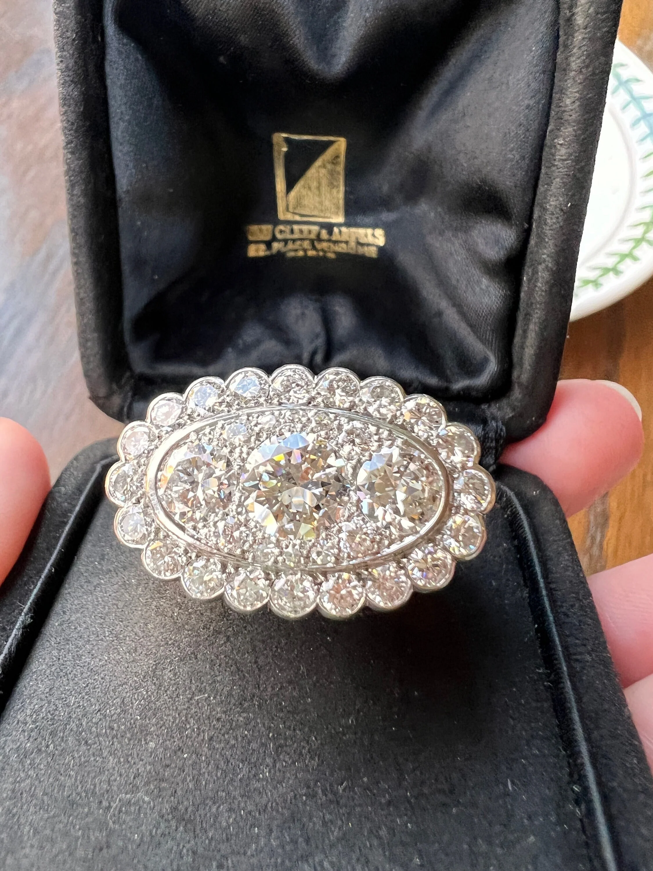 Vintage VAN CLEEF & ARPELS Boxed 5.25 Carat Transitional Cut Diamond Ring Heavy 22g 18k Gold Platinum Vtg to Antique Art Deco Special in Original Box - Image 5