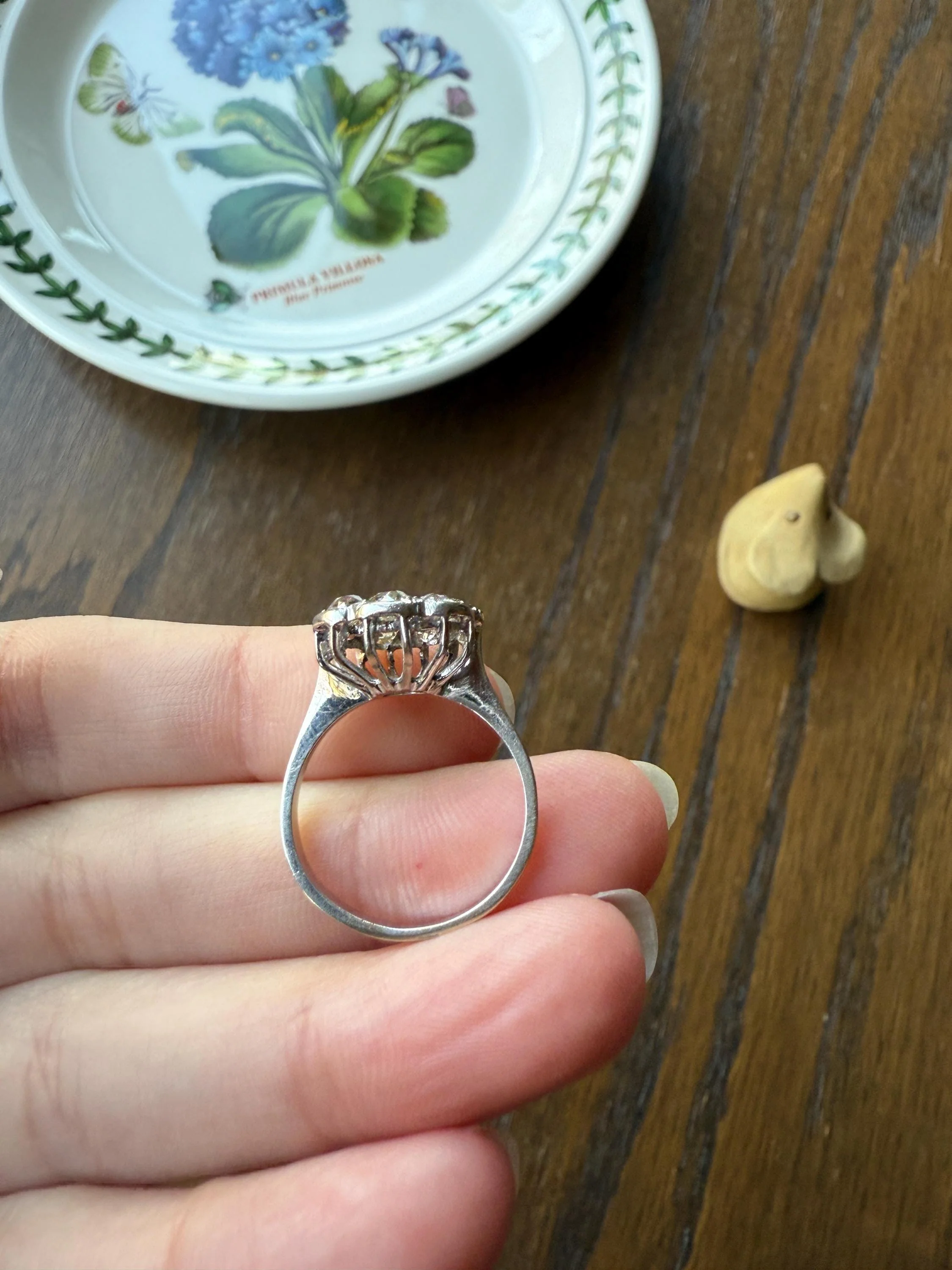 Warm Antique 1 3/4 Carat Old Mine Cut DIAMOND Daisy Flower Cluster 18k White Gold French Art Deco Tall Domed Basket Setting Stacker 1.75Ctw - Image 17