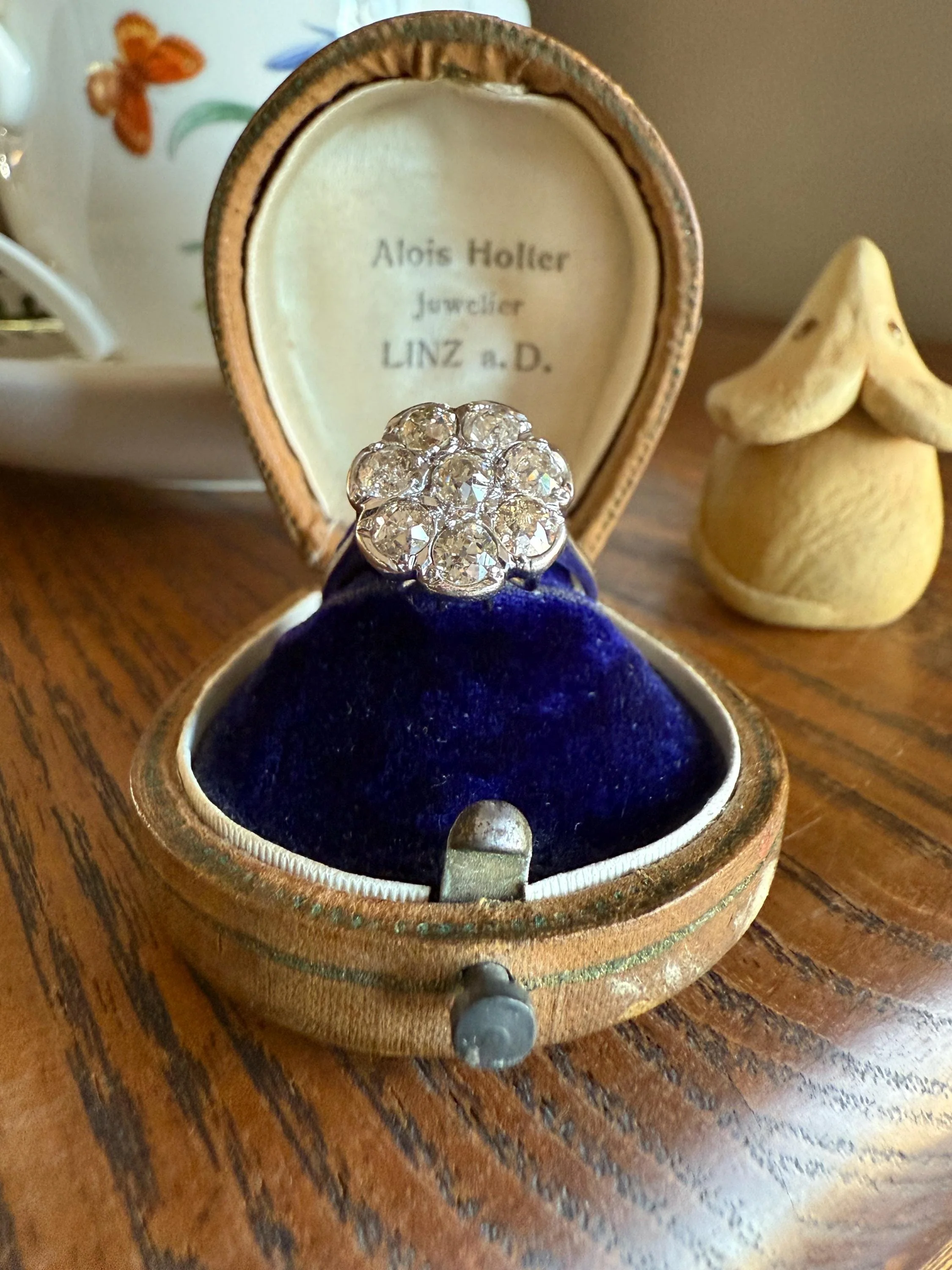 Warm Antique 1 3/4 Carat Old Mine Cut DIAMOND Daisy Flower Cluster 18k White Gold French Art Deco Tall Domed Basket Setting Stacker 1.75Ctw - Image 18