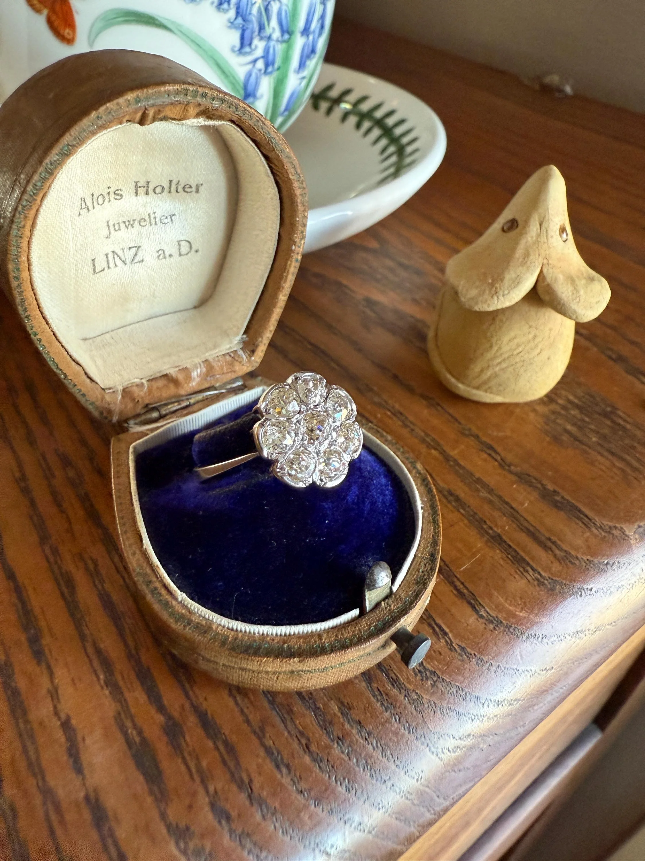 Warm Antique 1 3/4 Carat Old Mine Cut DIAMOND Daisy Flower Cluster 18k White Gold French Art Deco Tall Domed Basket Setting Stacker 1.75Ctw - Image 9