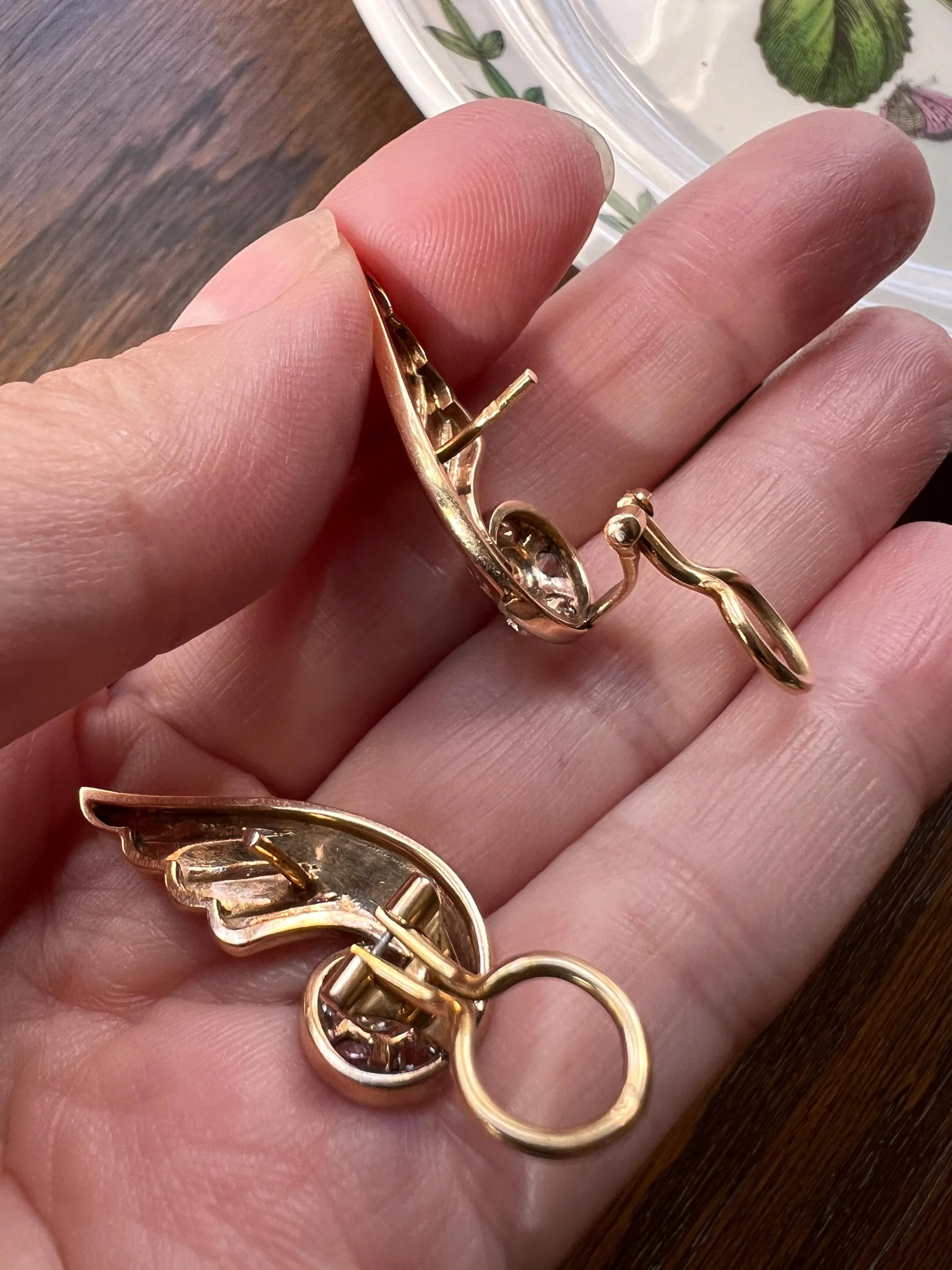 WINGED Fabulous 1 Carat 1 Ctw. Art Deco French Old Mine Cut DIAMOND Earrings 18k Gold Figural Swirl Antique Vintage Climber Crawler Chunky Retro - Image 10