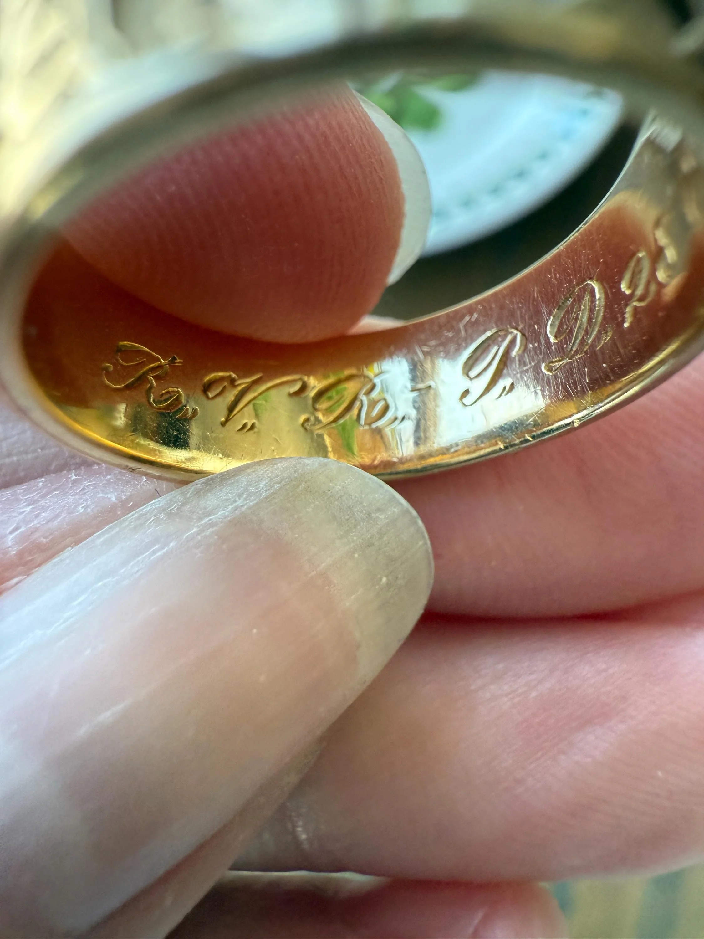Wish My Name Was ROBERT Antique DATED 1909 French Edwardian 14k Gold Solid Ornate Eternity 3D Monogram Cigar Band Name Ring - Image 10