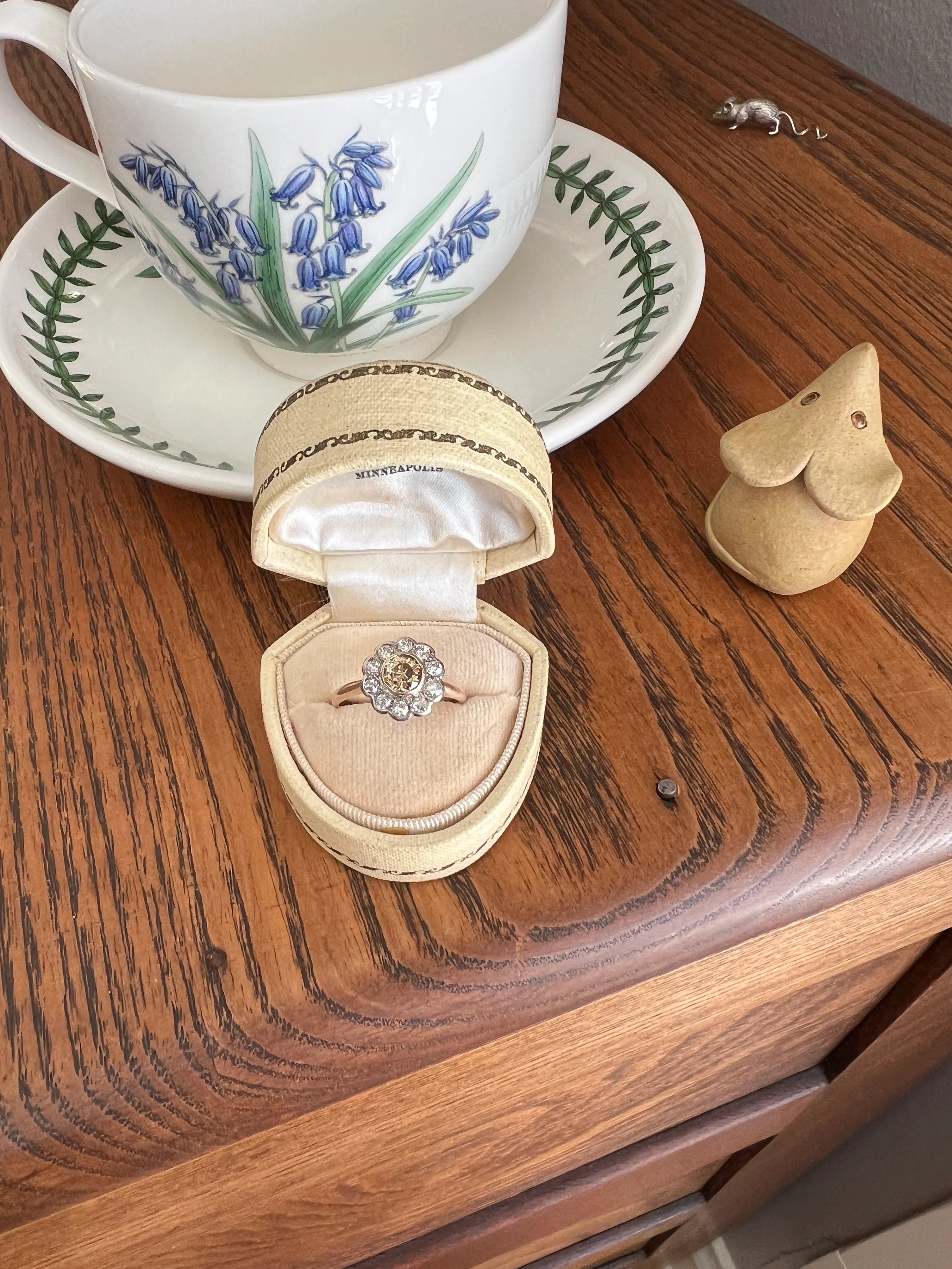 Wonderful Antique 1.1 Carat Tdw Fancy Light BROWN & White Old Mine Cut DIAMOND Halo Cluster Ring 14k Gold Champagne Daisy - Image 14