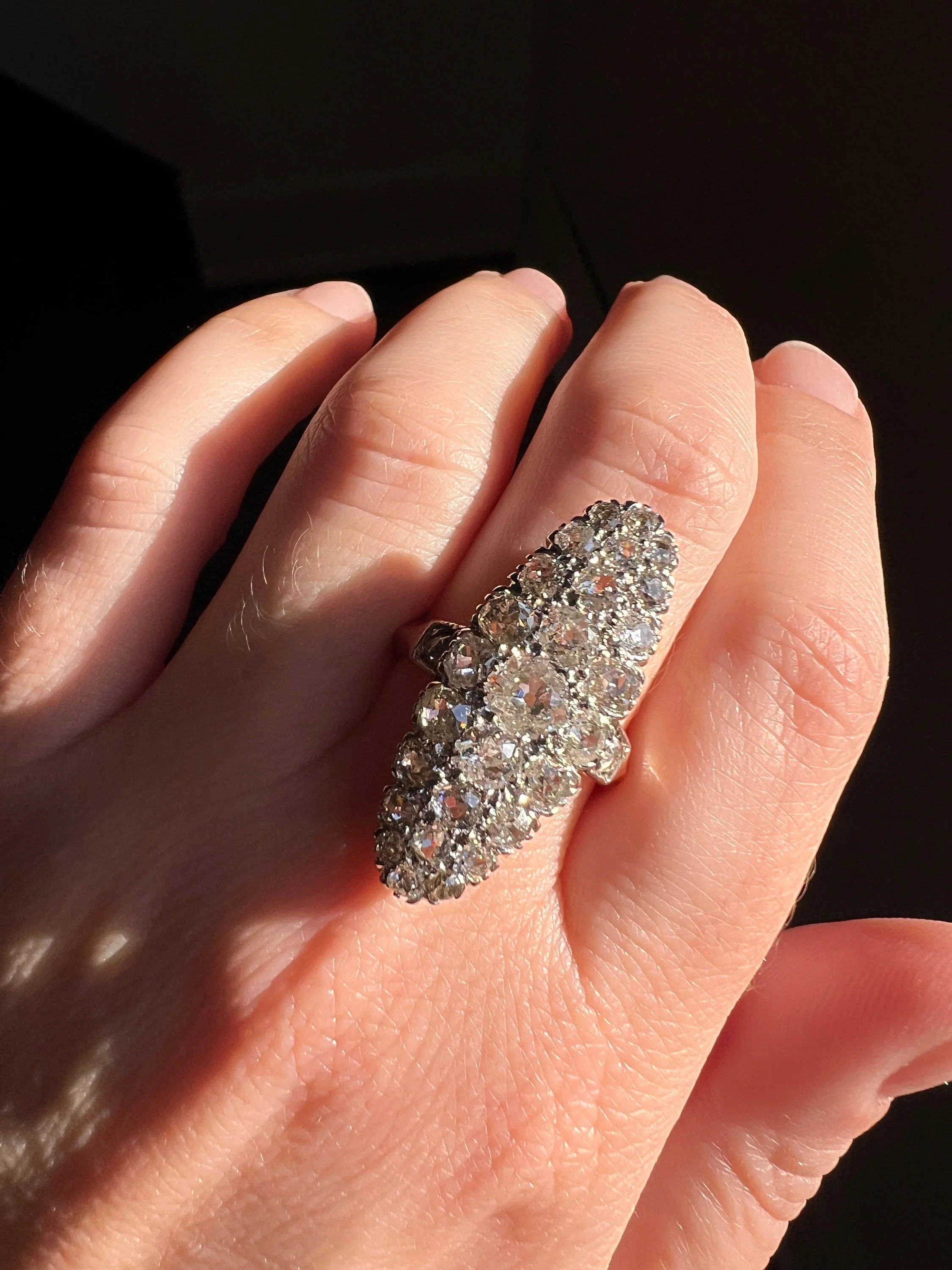 XL Oval French ANTIQUE 3.5 Carat 29 Old Mine Cut DIAMOND Rose Cut Cluster Ring 18k Gold - Image 6